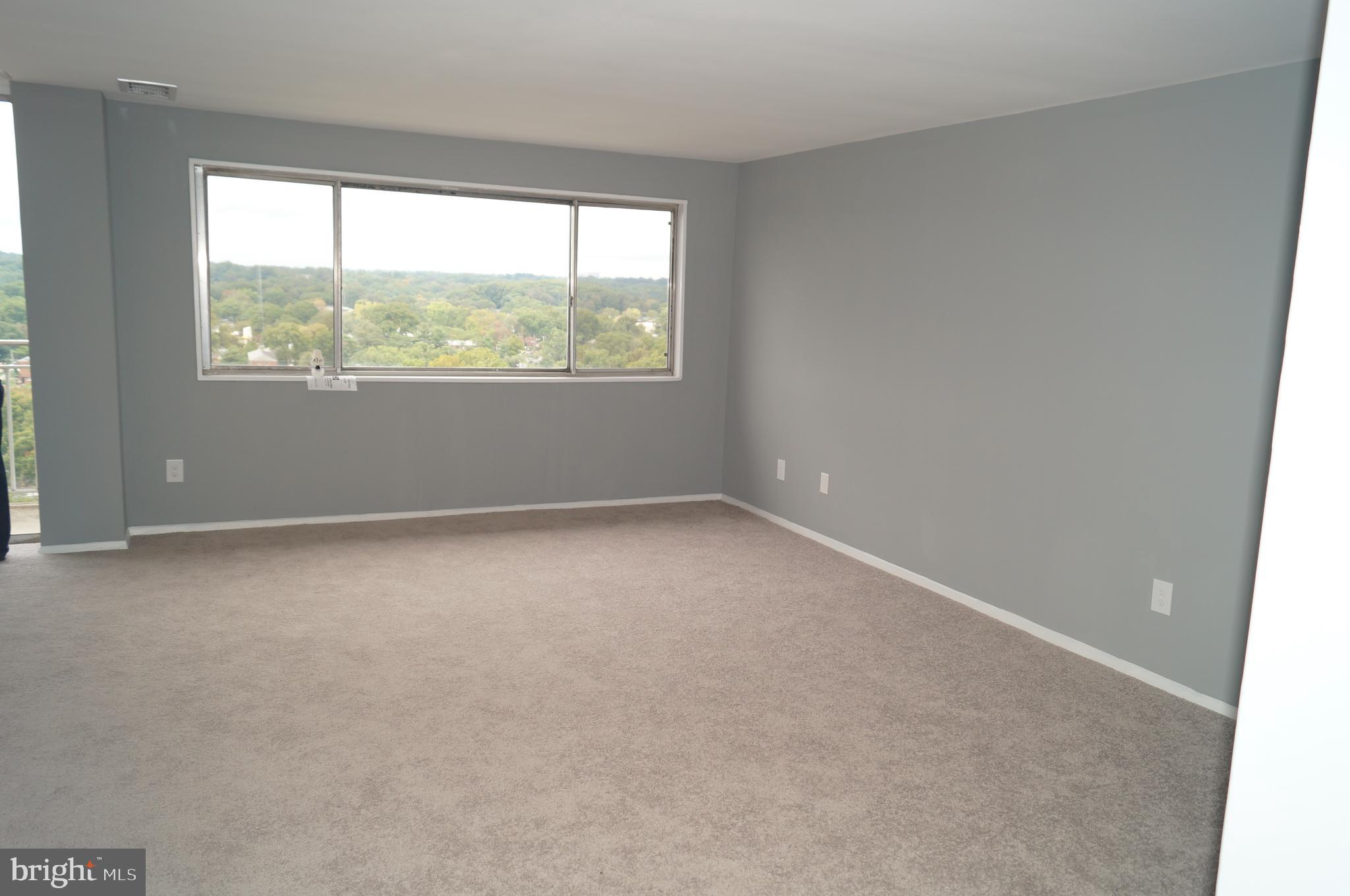 PRESIDENTIAL TOWERS - Residential Lease