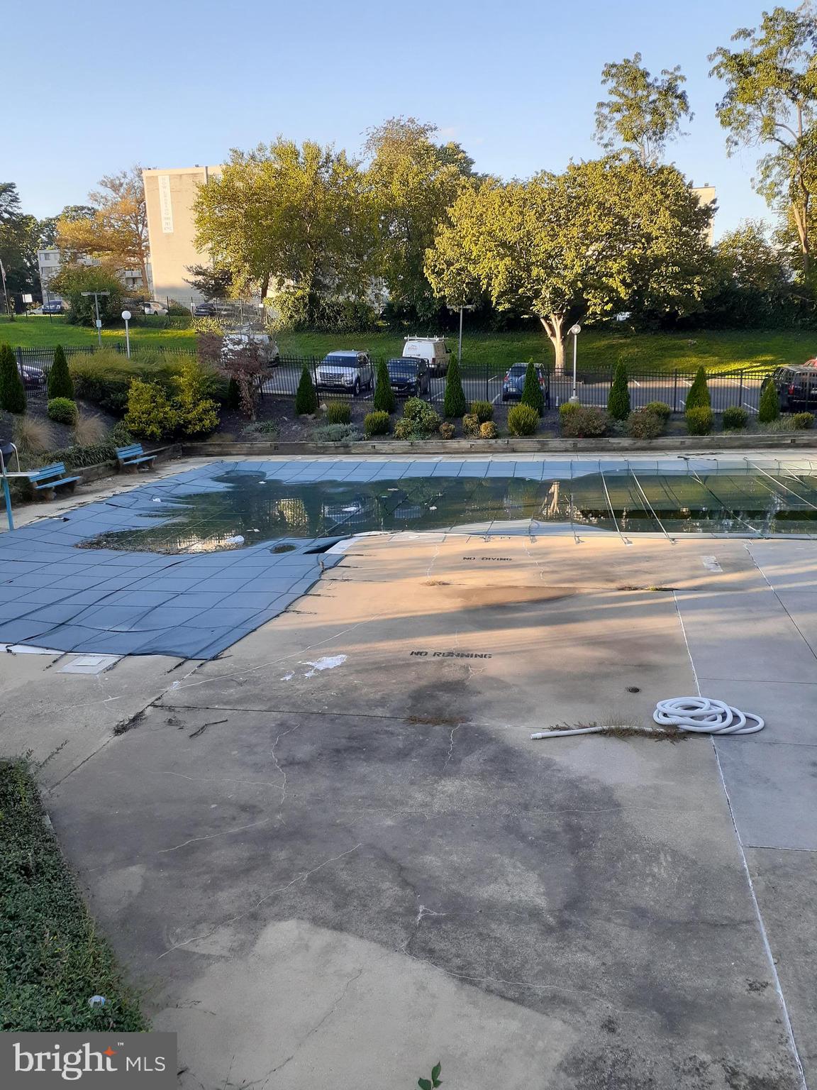 PRESIDENTIAL TOWERS - Residential Lease