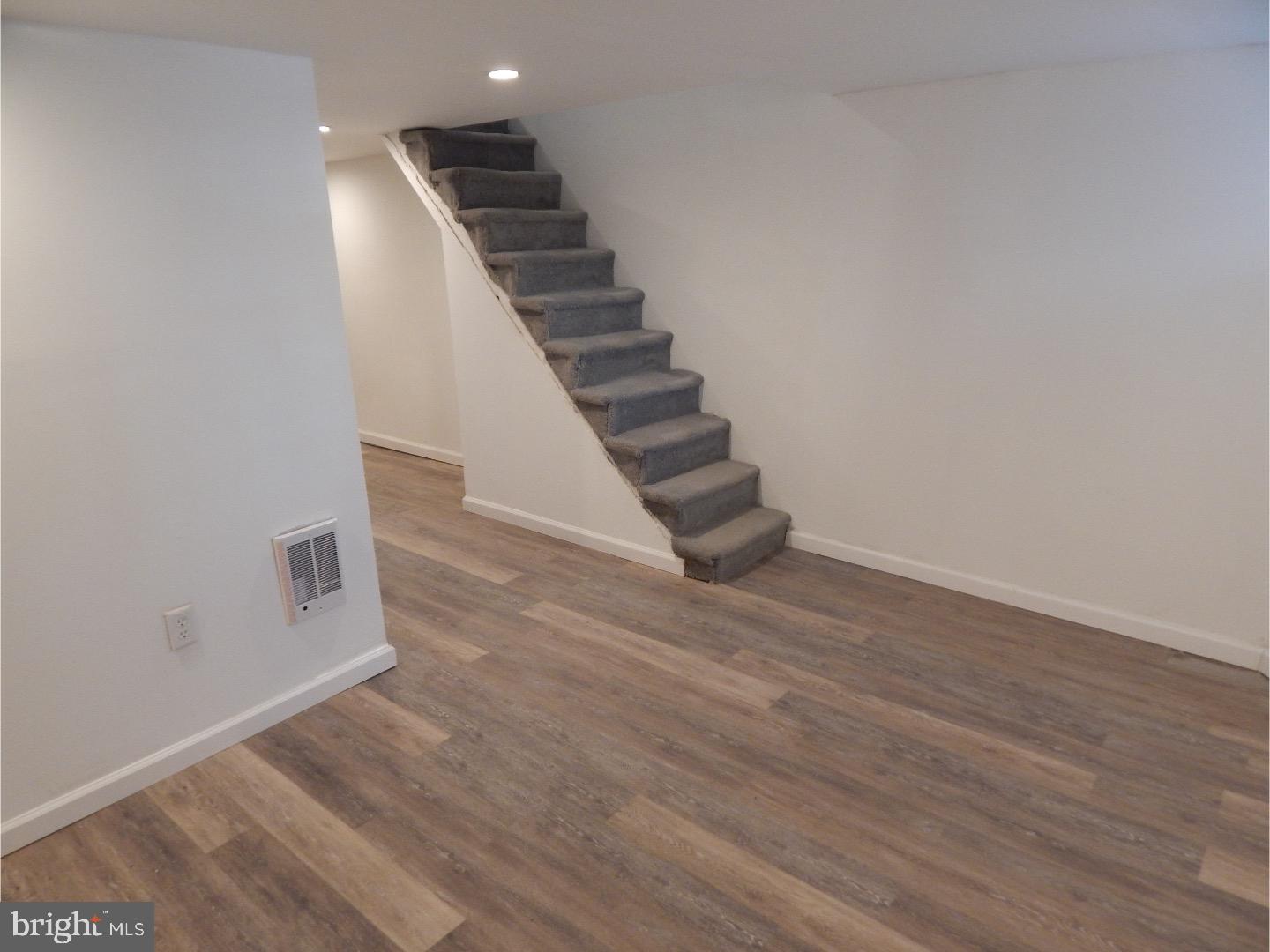 OVERBROOK - Residential