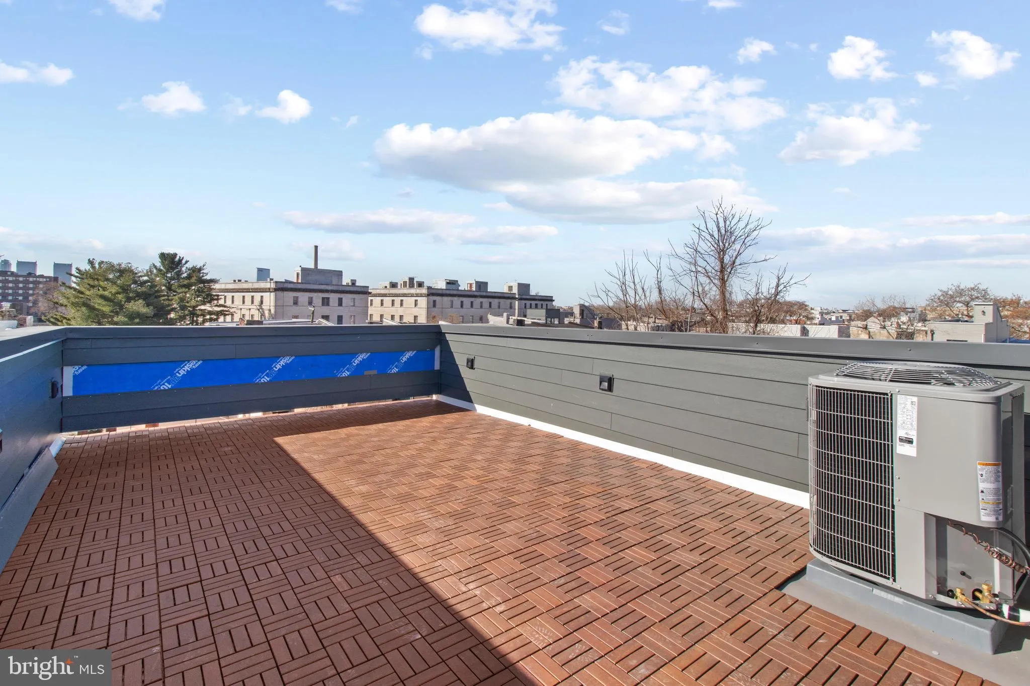 Philadelphia, Pennsylvania 19121, United States, 2 Bedrooms Bedrooms, ,2 BathroomsBathrooms,Residential,Pending,78823