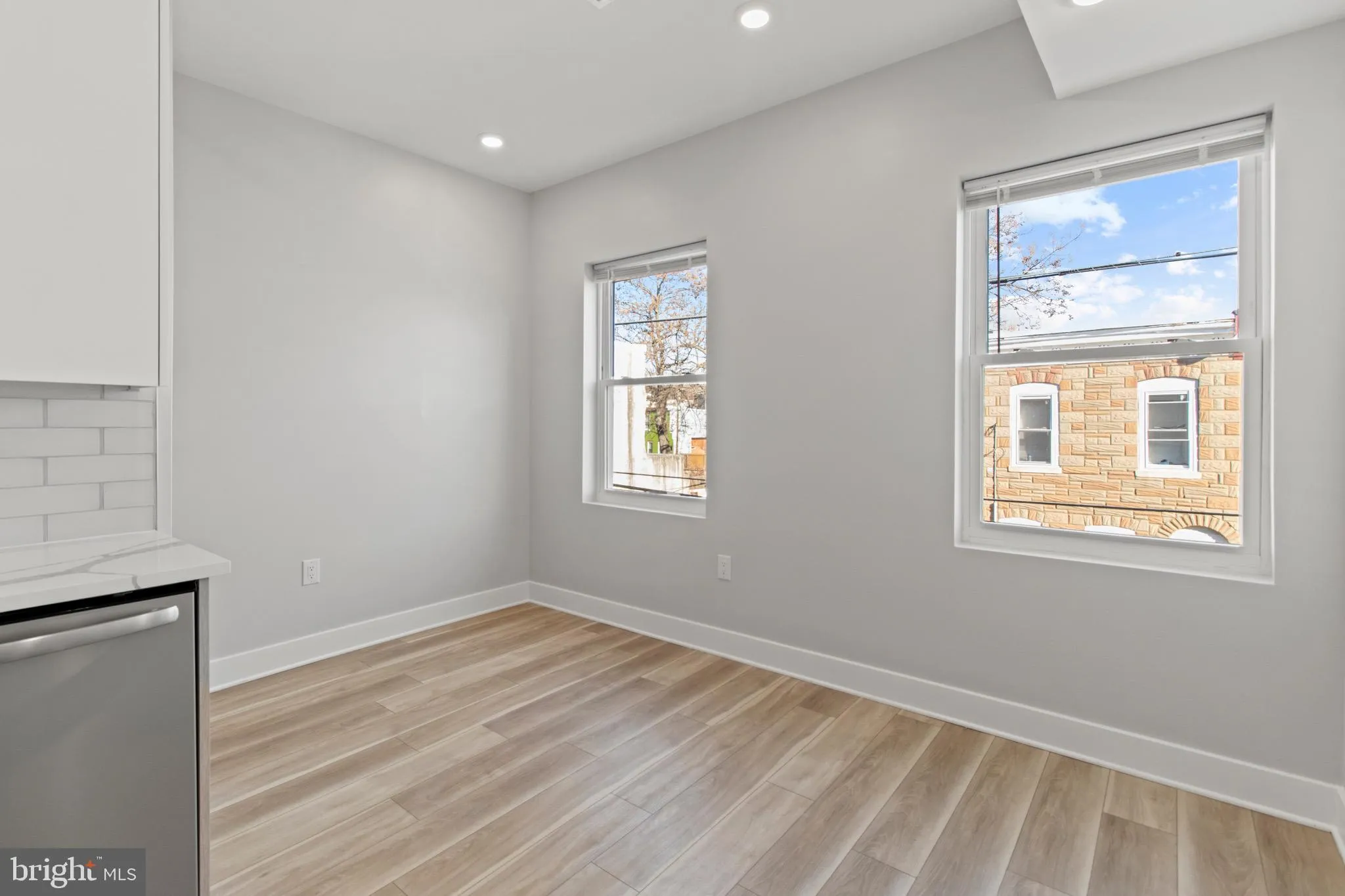 Philadelphia, Pennsylvania 19121, United States, 2 Bedrooms Bedrooms, ,2 BathroomsBathrooms,Residential,Pending,78823