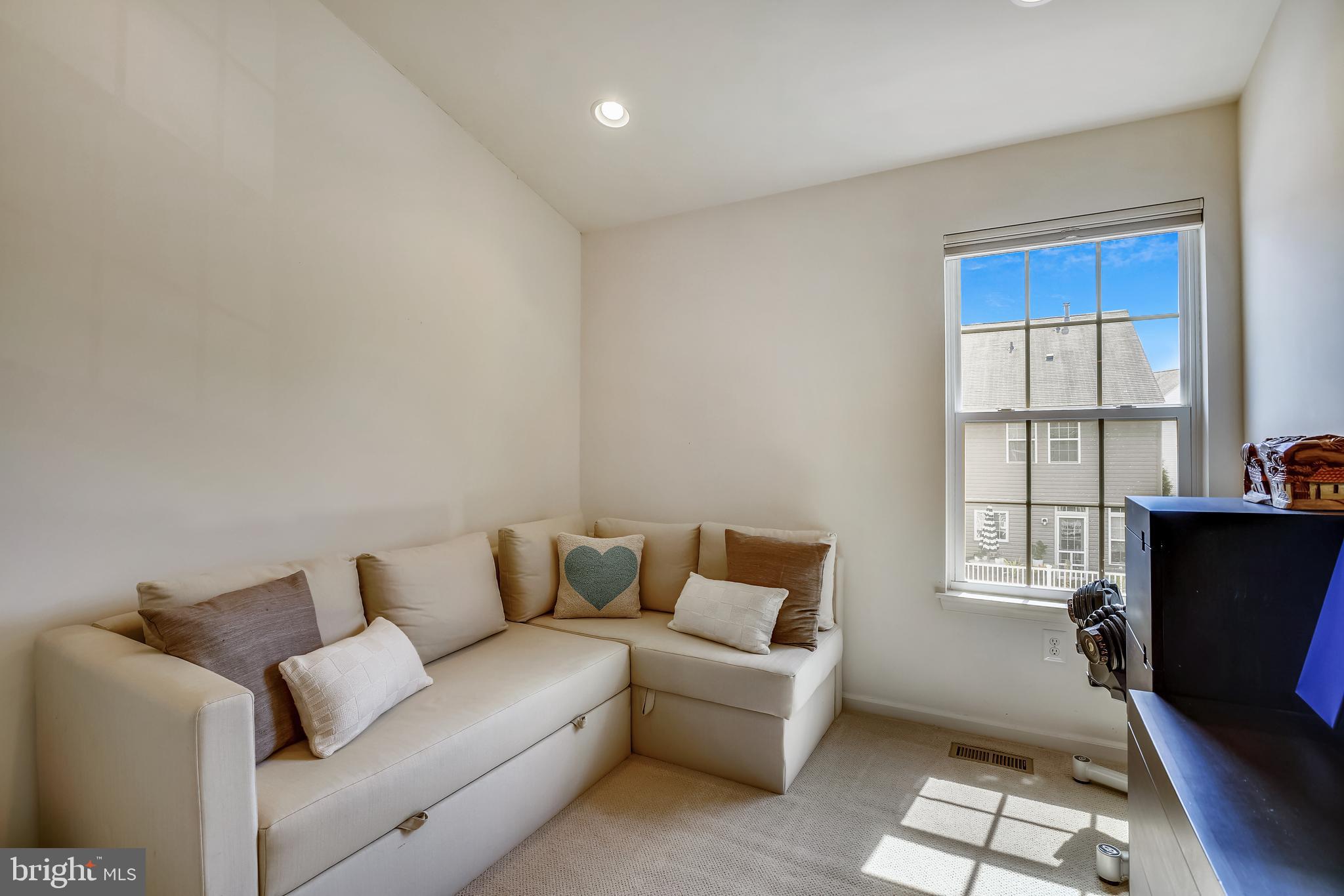 DORSEY CROSSING - Residential