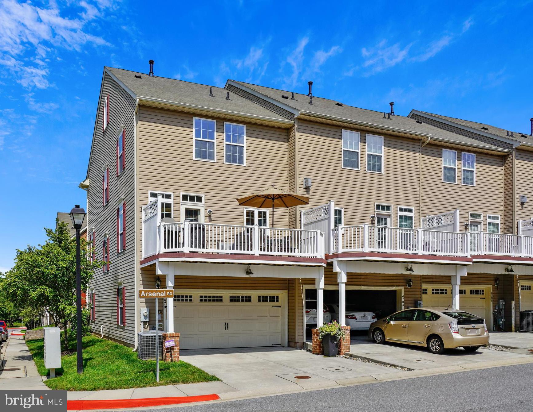 DORSEY CROSSING - Residential