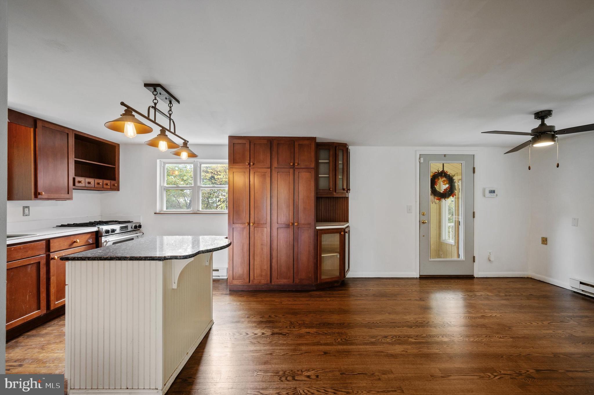 GLENWOOD FOREST - Residential