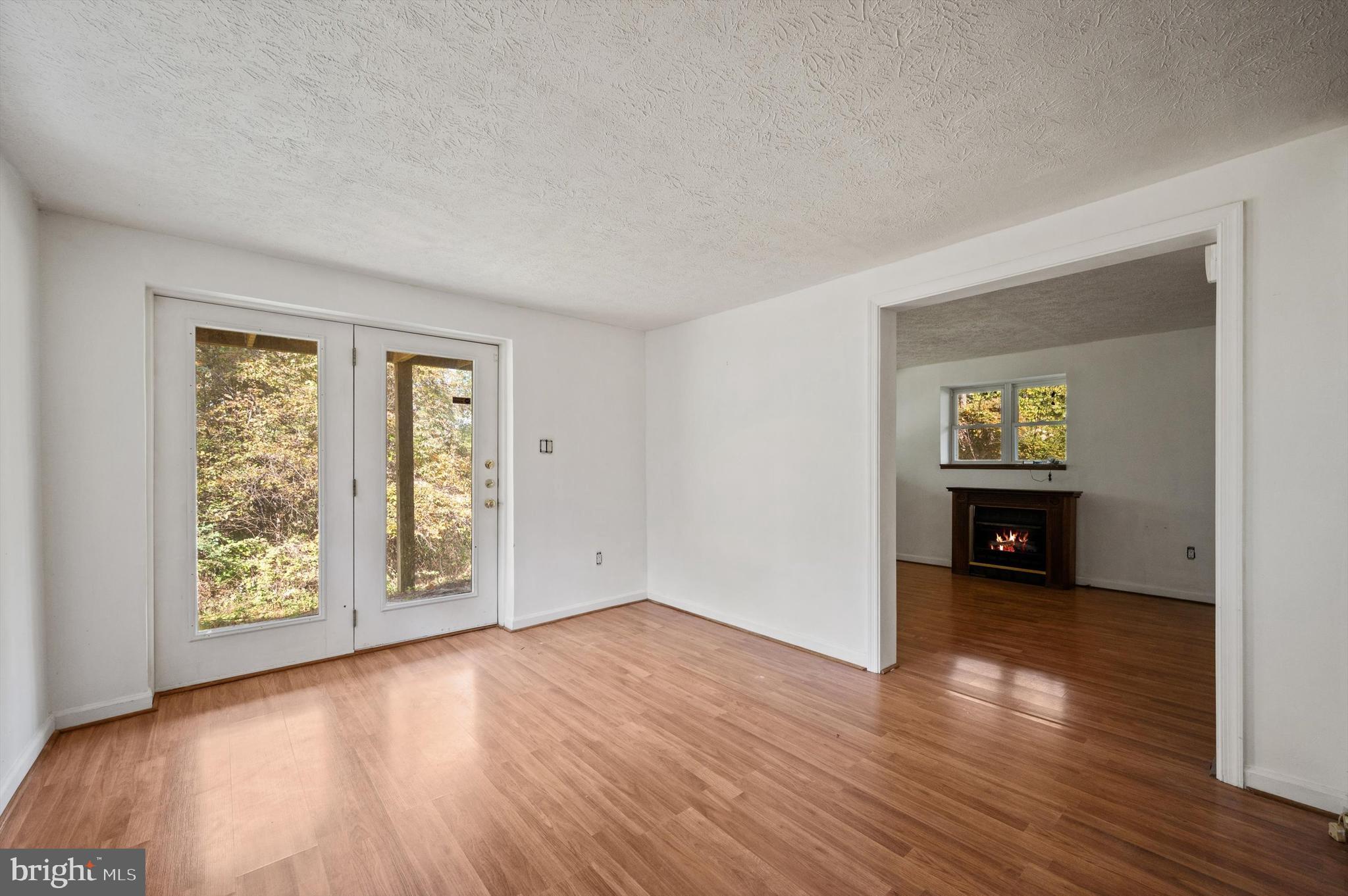 GLENWOOD FOREST - Residential