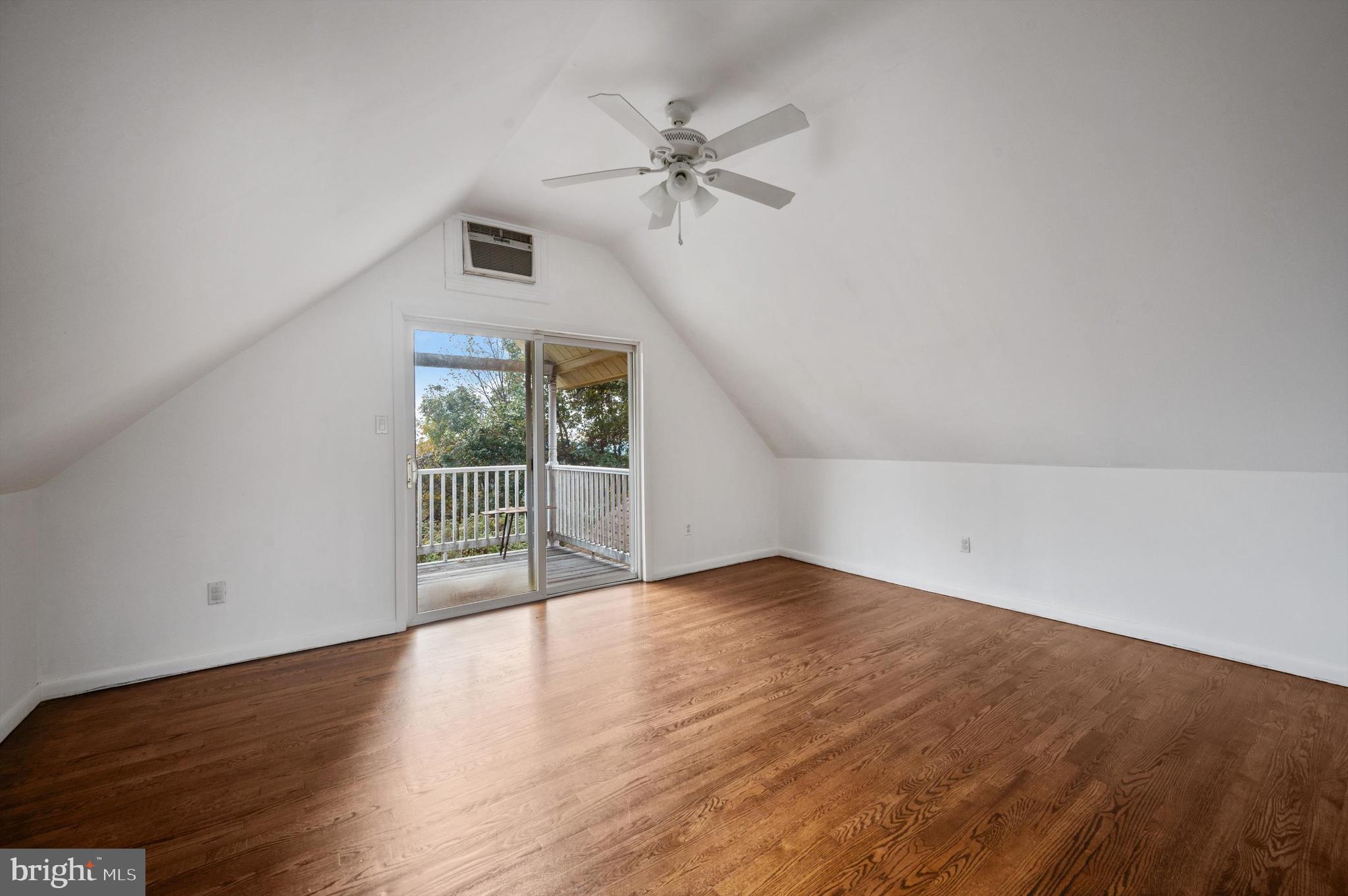 GLENWOOD FOREST - Residential