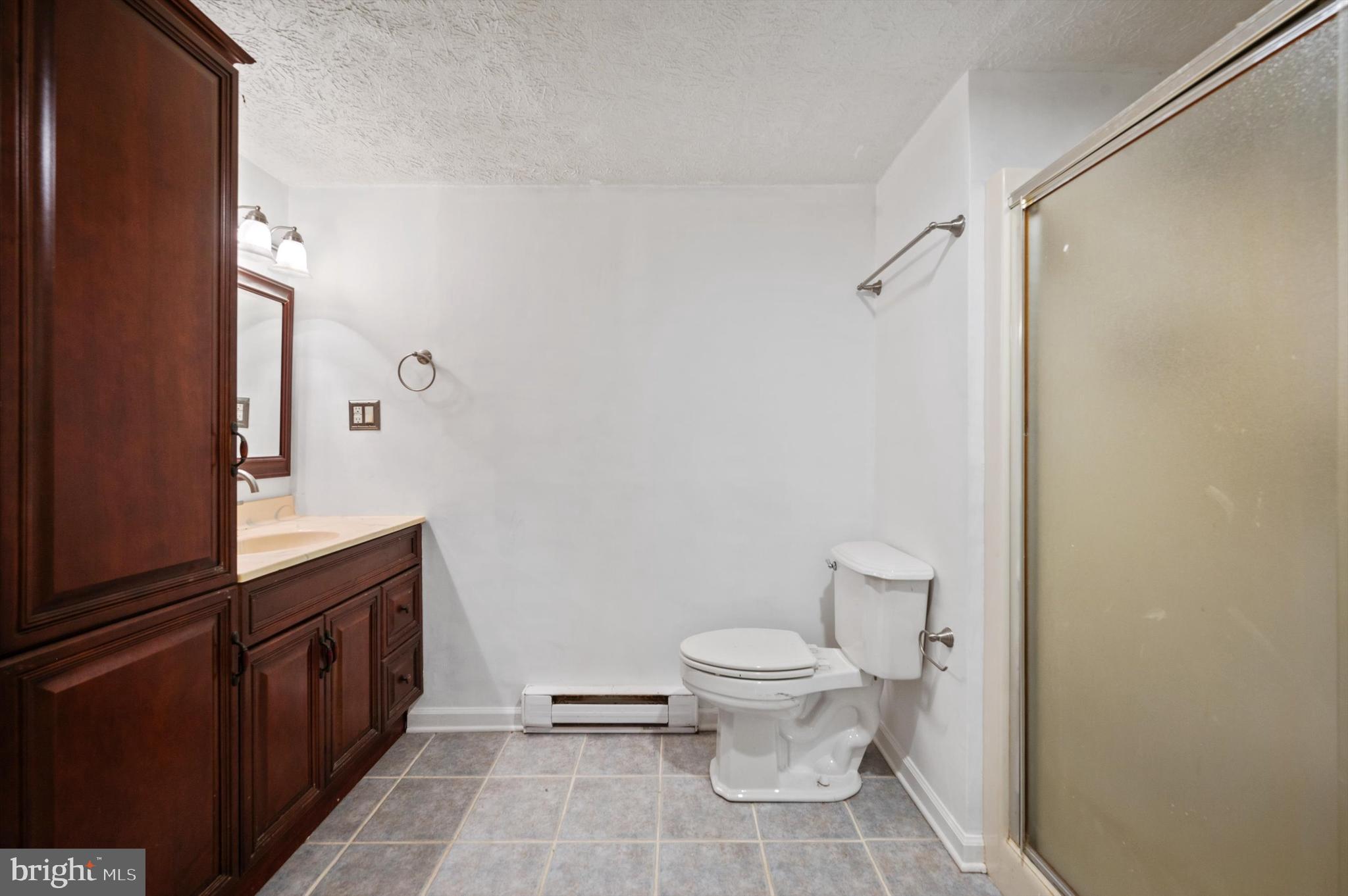 GLENWOOD FOREST - Residential