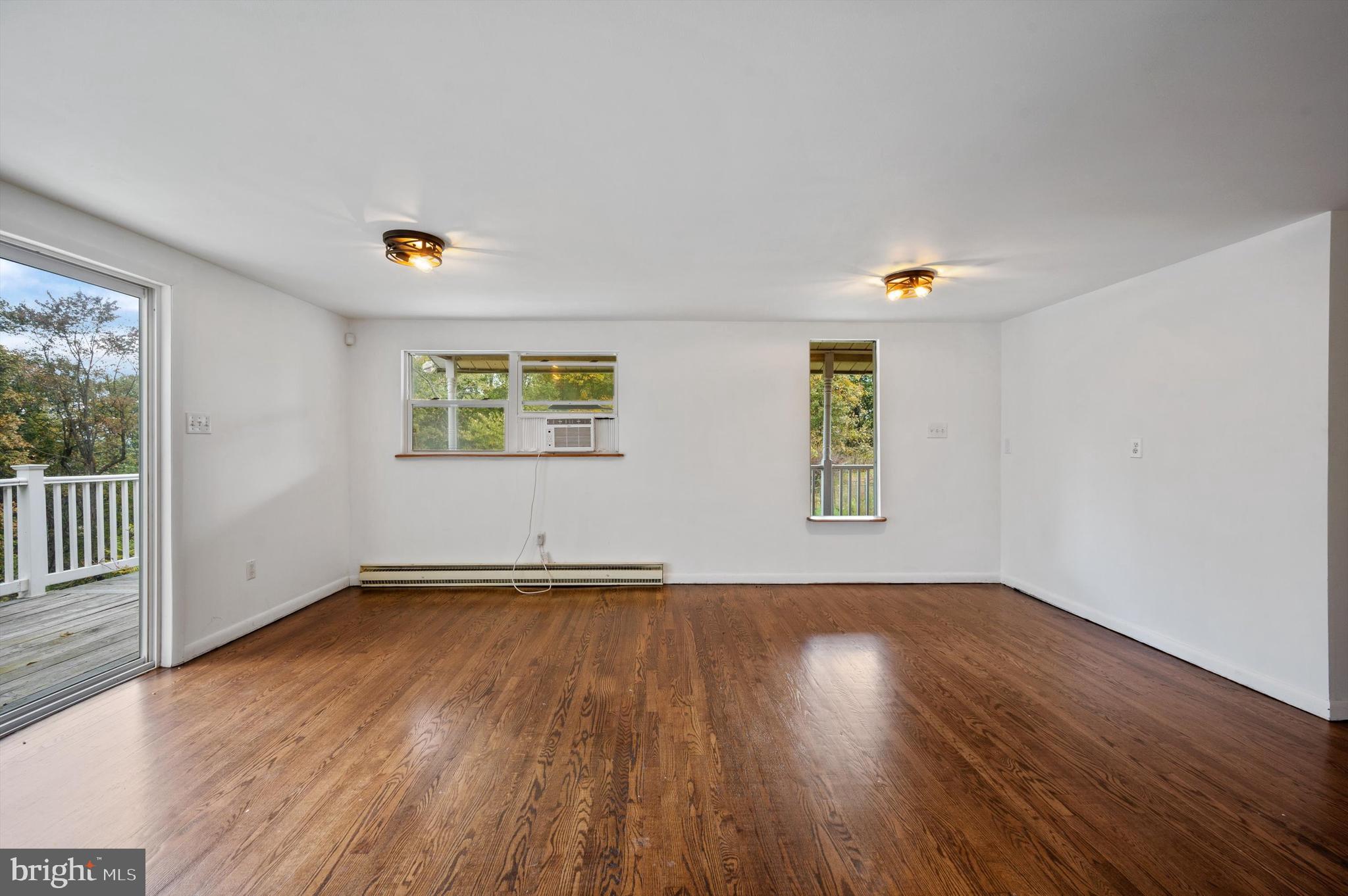 GLENWOOD FOREST - Residential