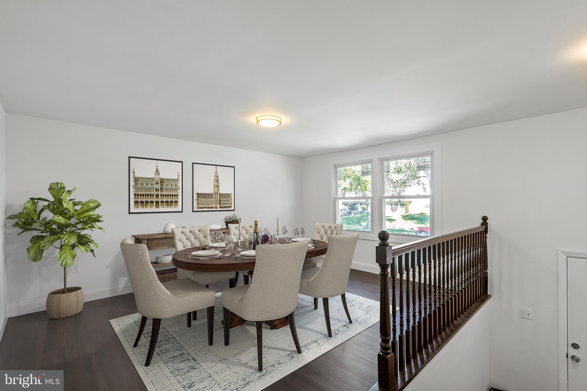 CLINTON WOODS - Residential