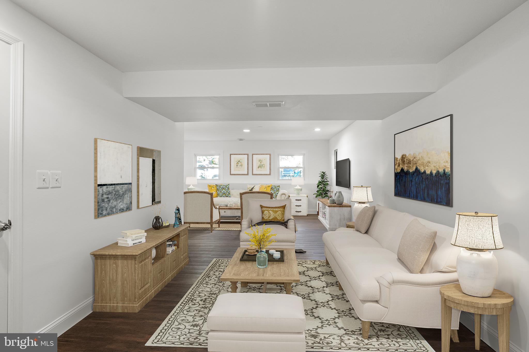 CLINTON WOODS - Residential