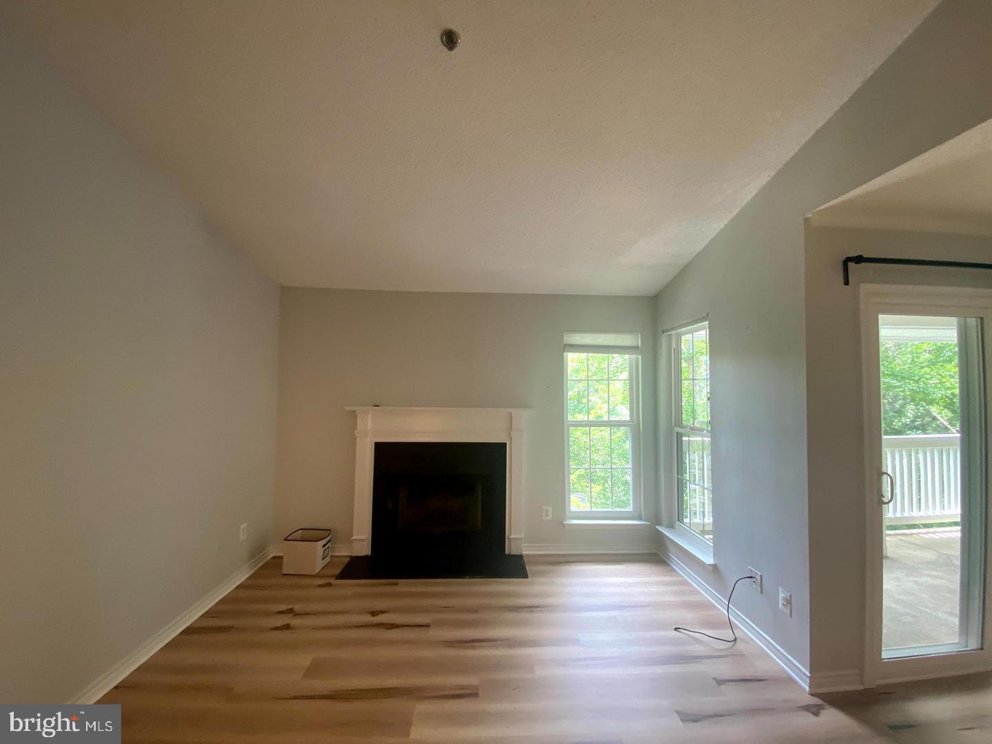 FOUNTAINS AT MCLEAN - Residential Lease