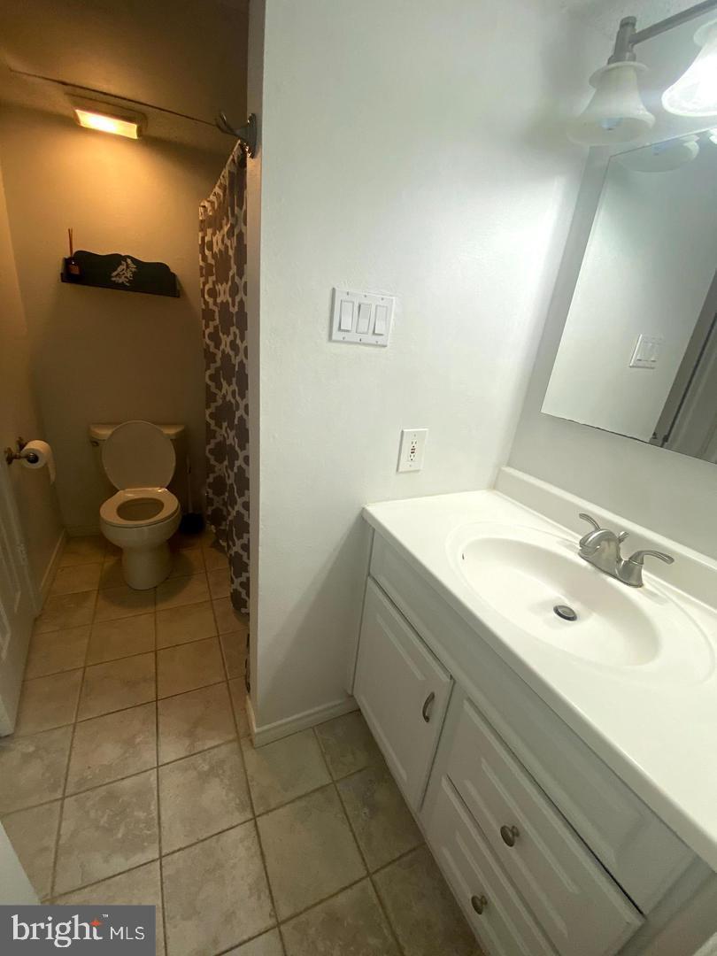 FOUNTAINS AT MCLEAN - Residential Lease