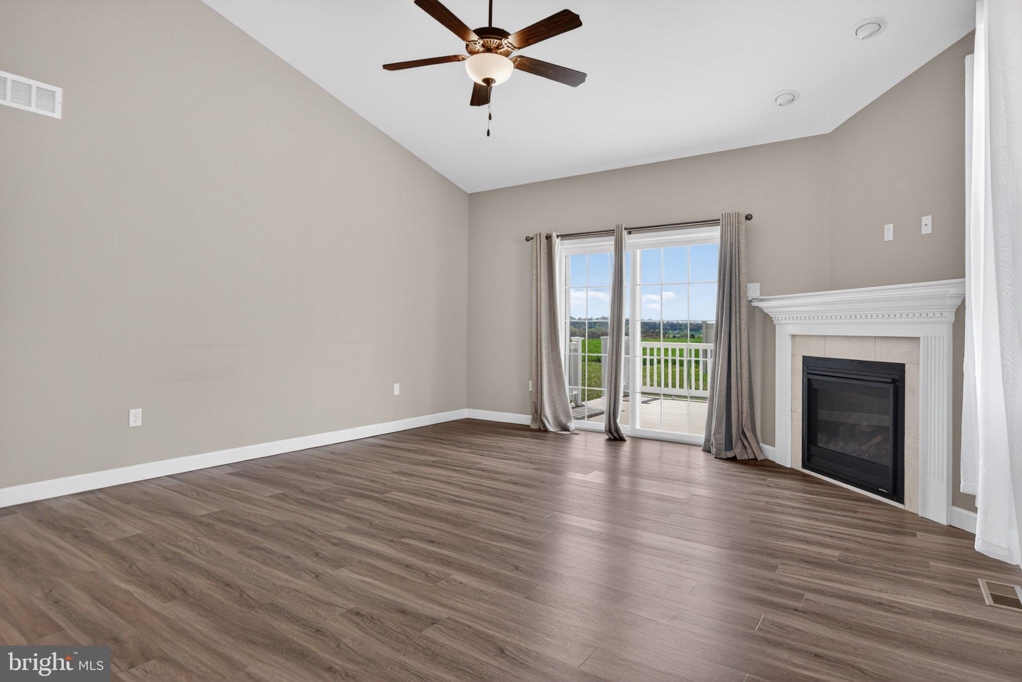 THE LANDINGS AT GARDEN SPOT RESERVE - Residential