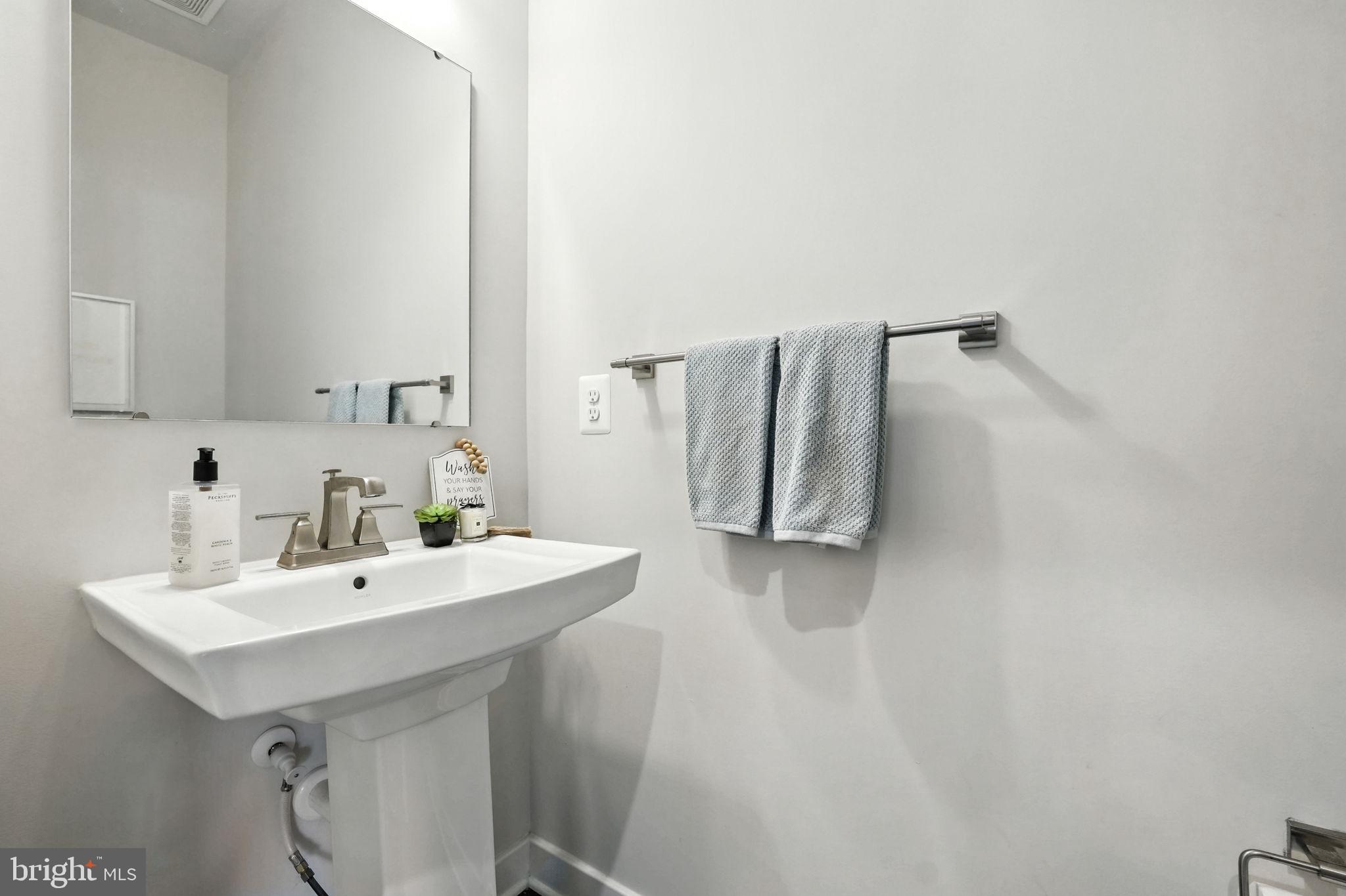 POTOMAC SHORES - Residential