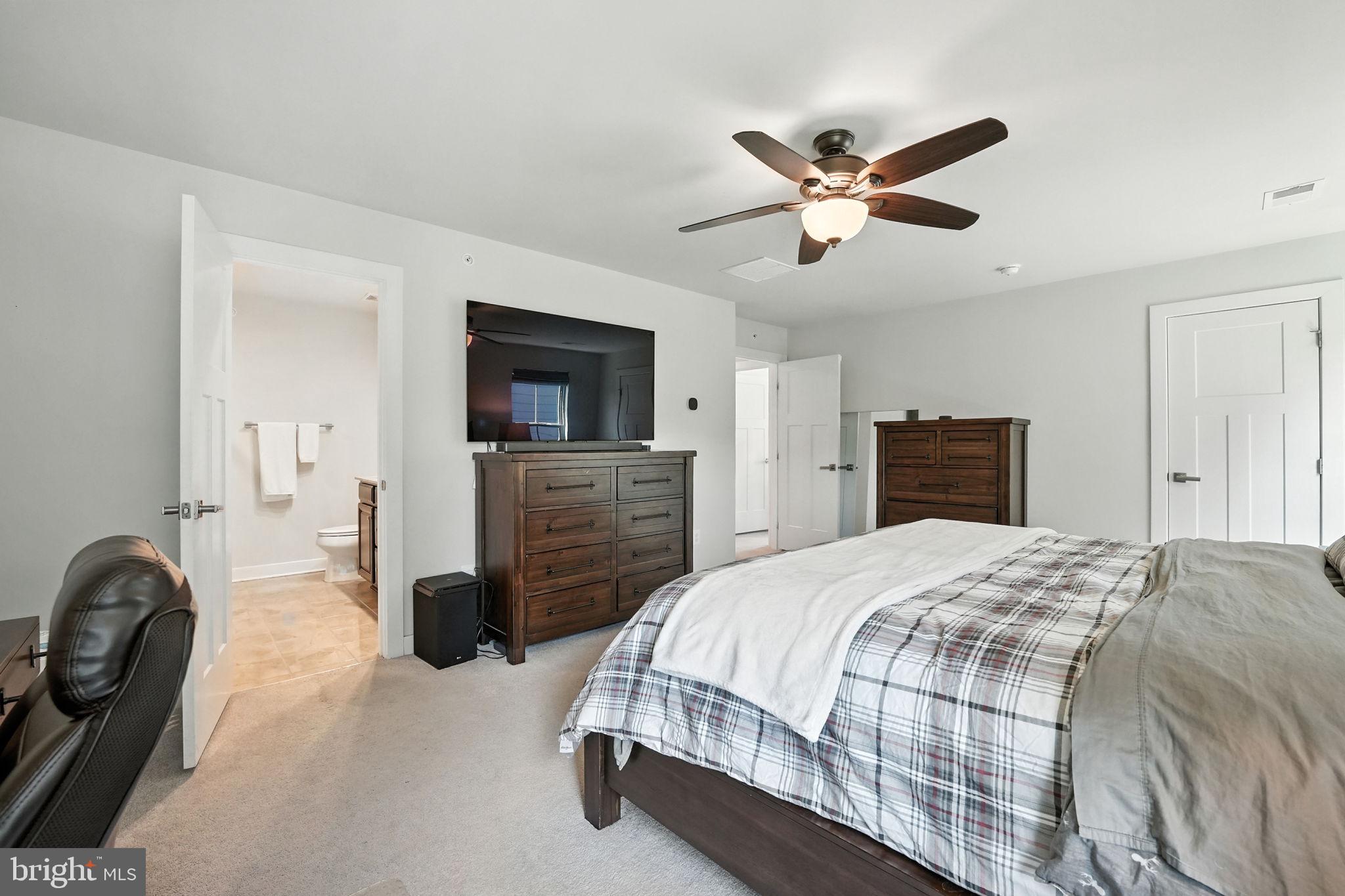 POTOMAC SHORES - Residential