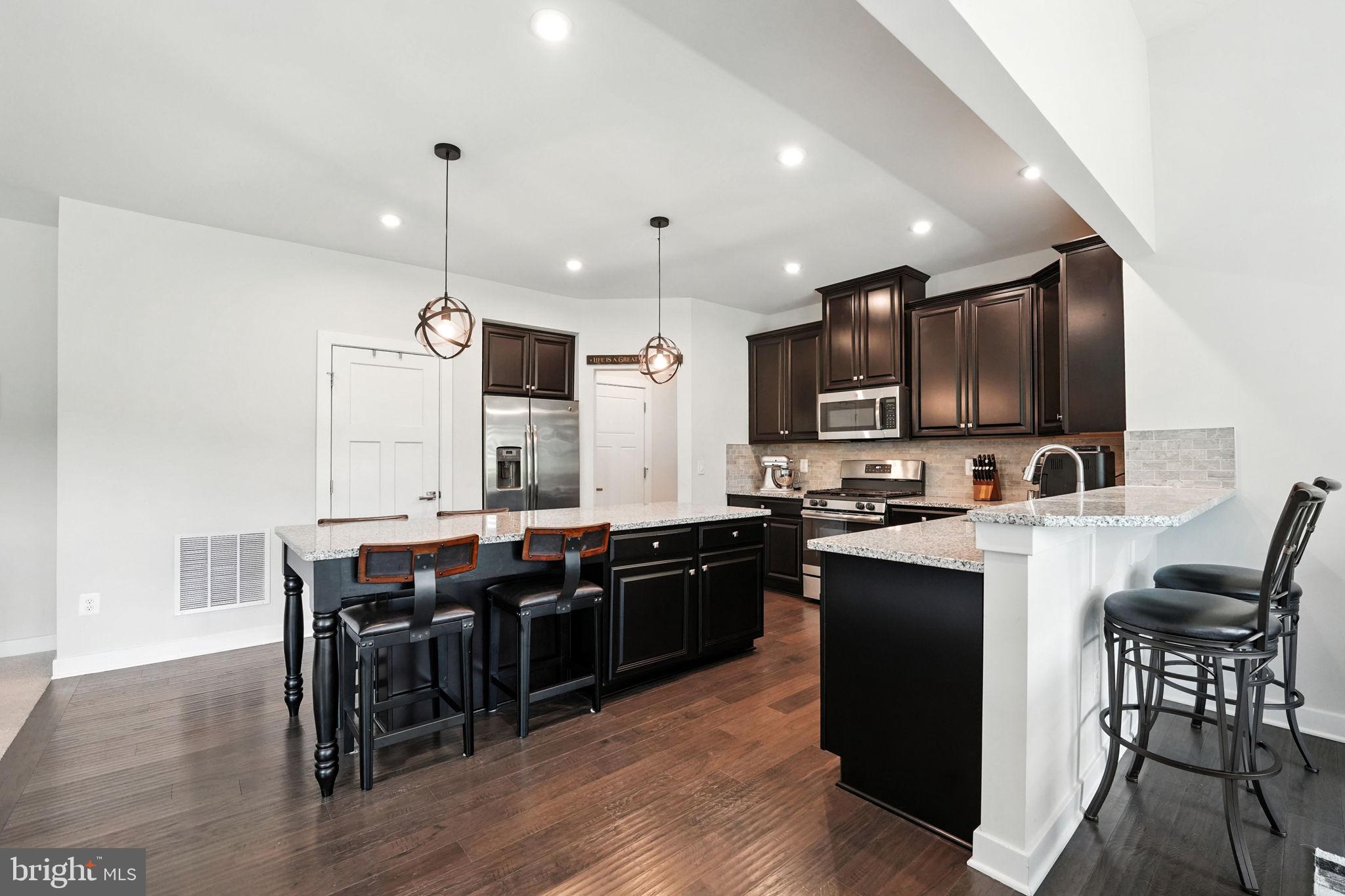 POTOMAC SHORES - Residential