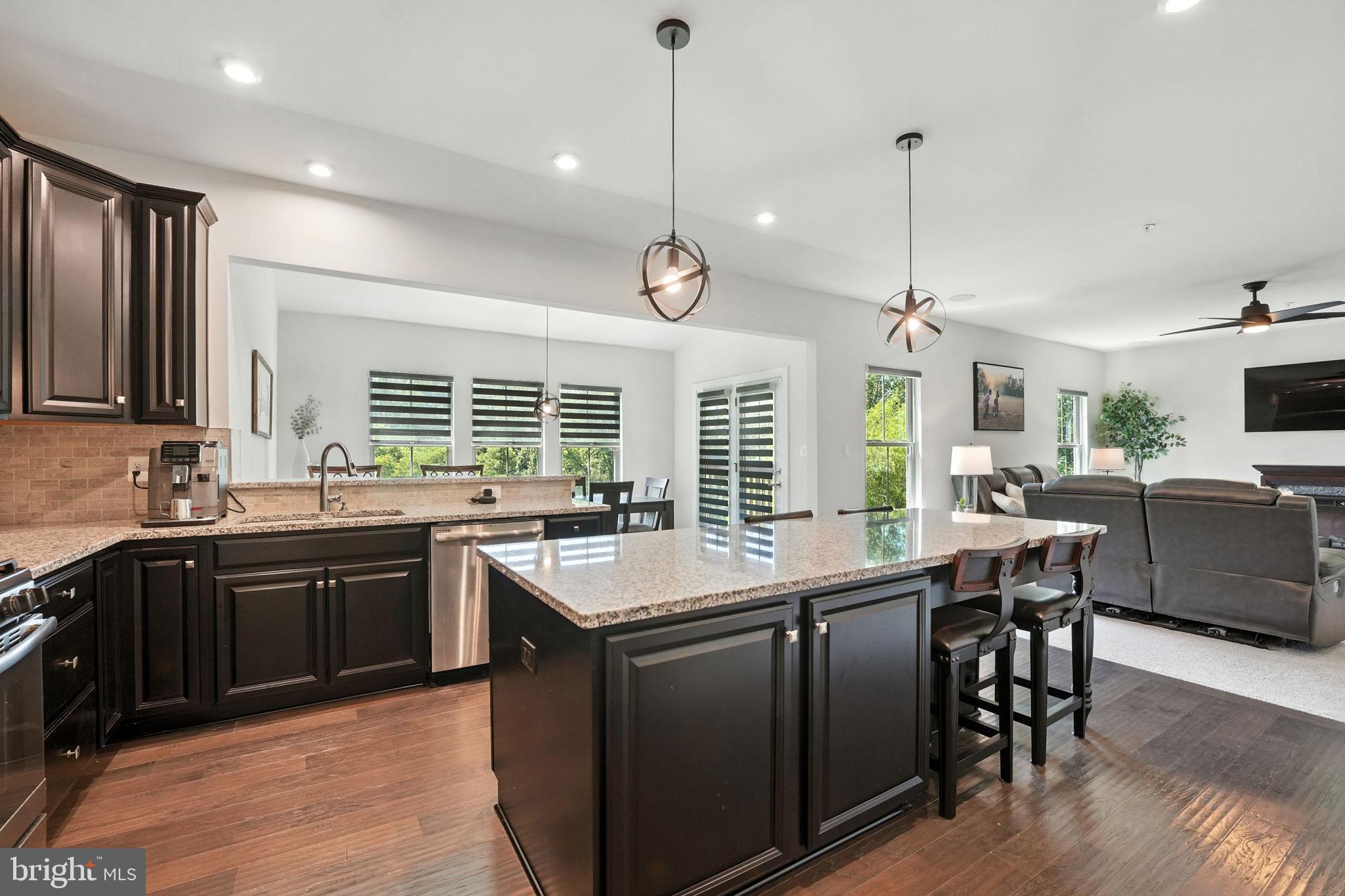 POTOMAC SHORES - Residential