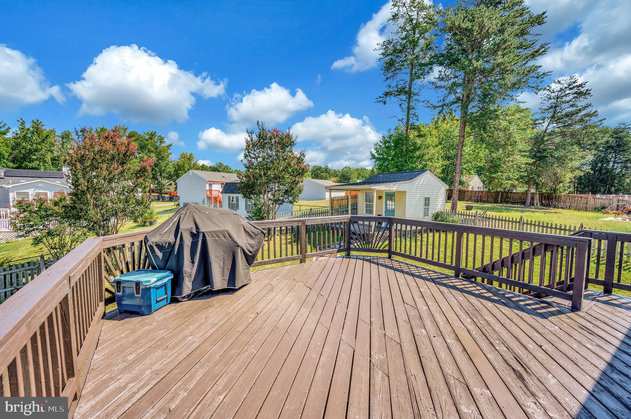 FALCON RIDGE - Residential