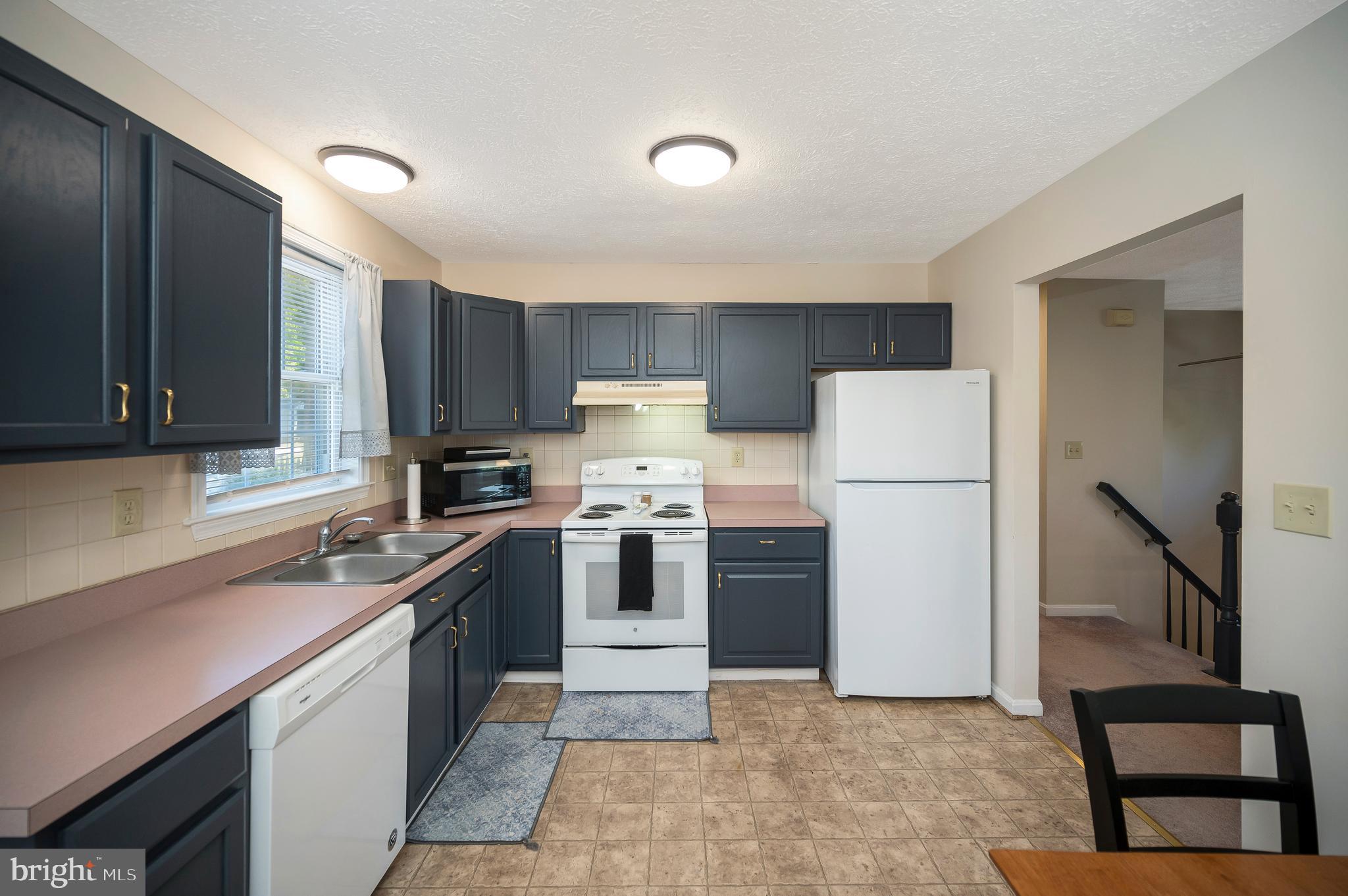 FALCON RIDGE - Residential