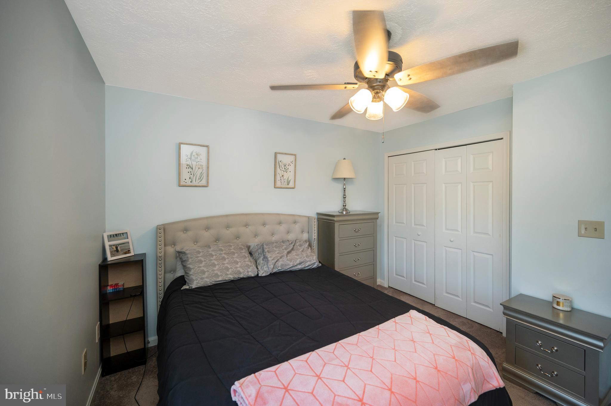 FALCON RIDGE - Residential