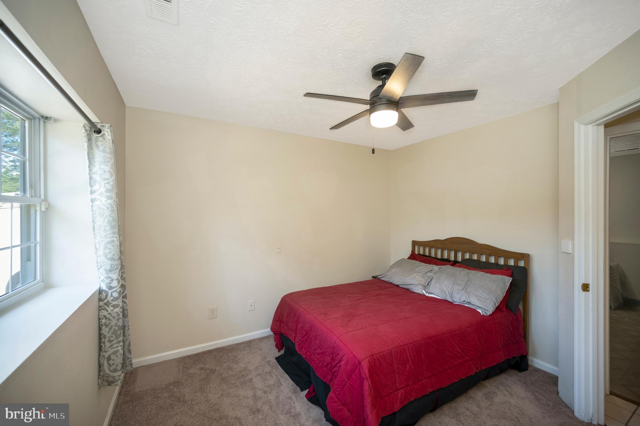 FALCON RIDGE - Residential