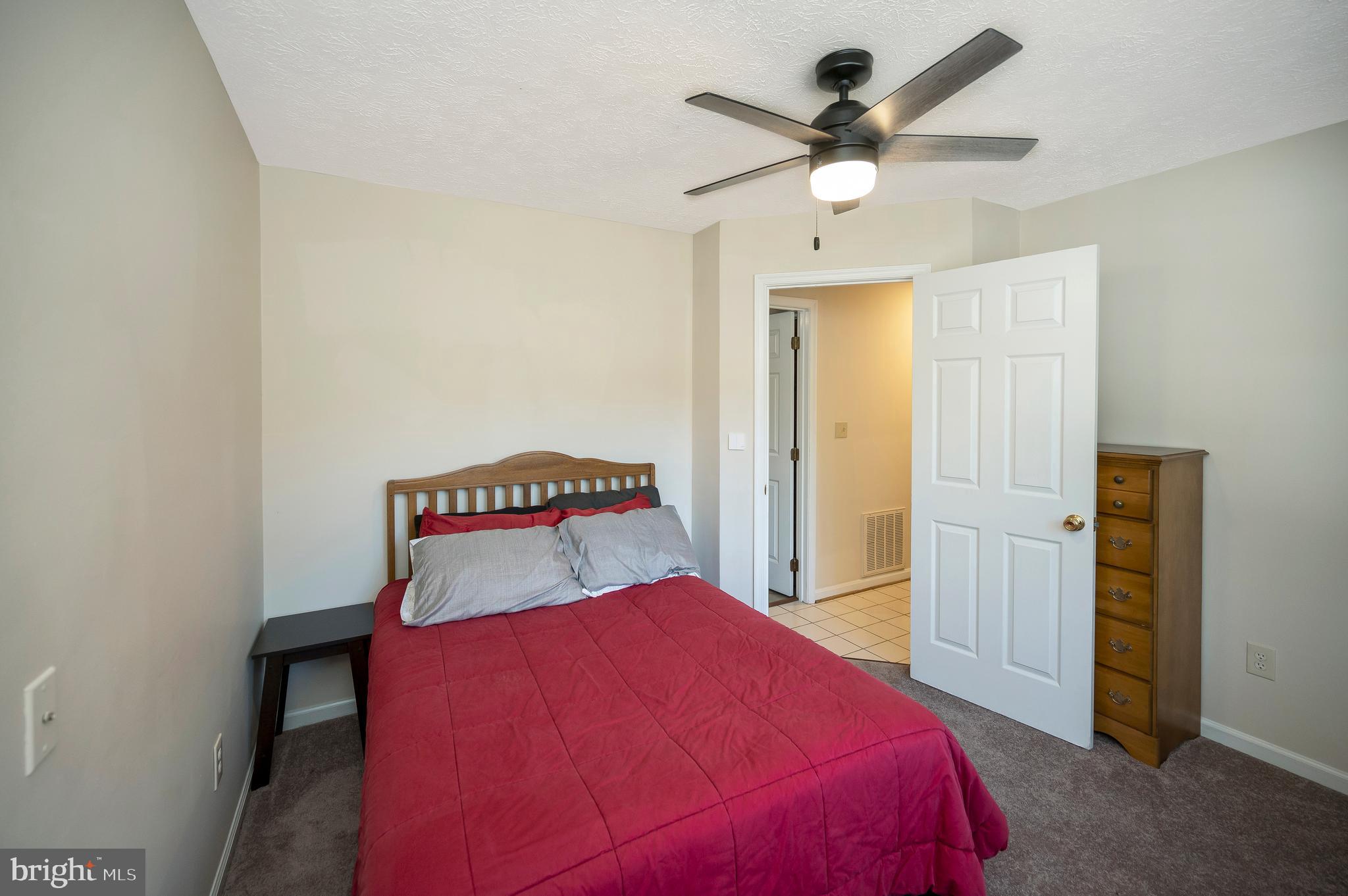 FALCON RIDGE - Residential