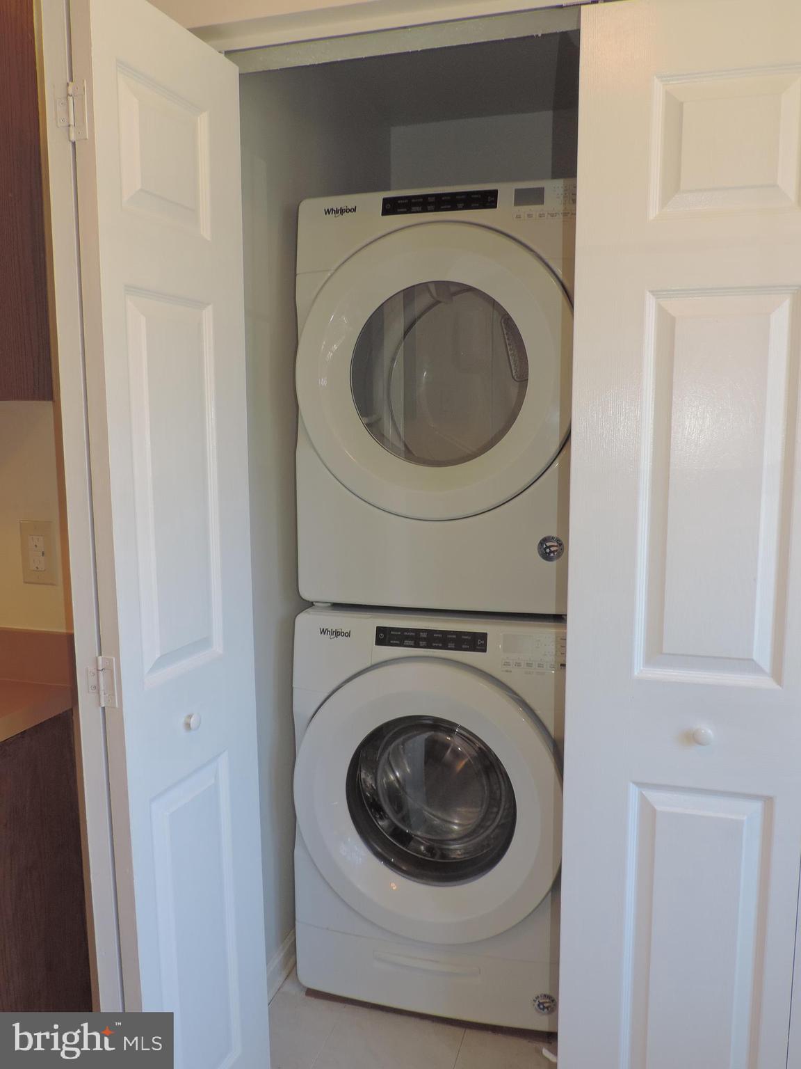 THE POINTE - Residential