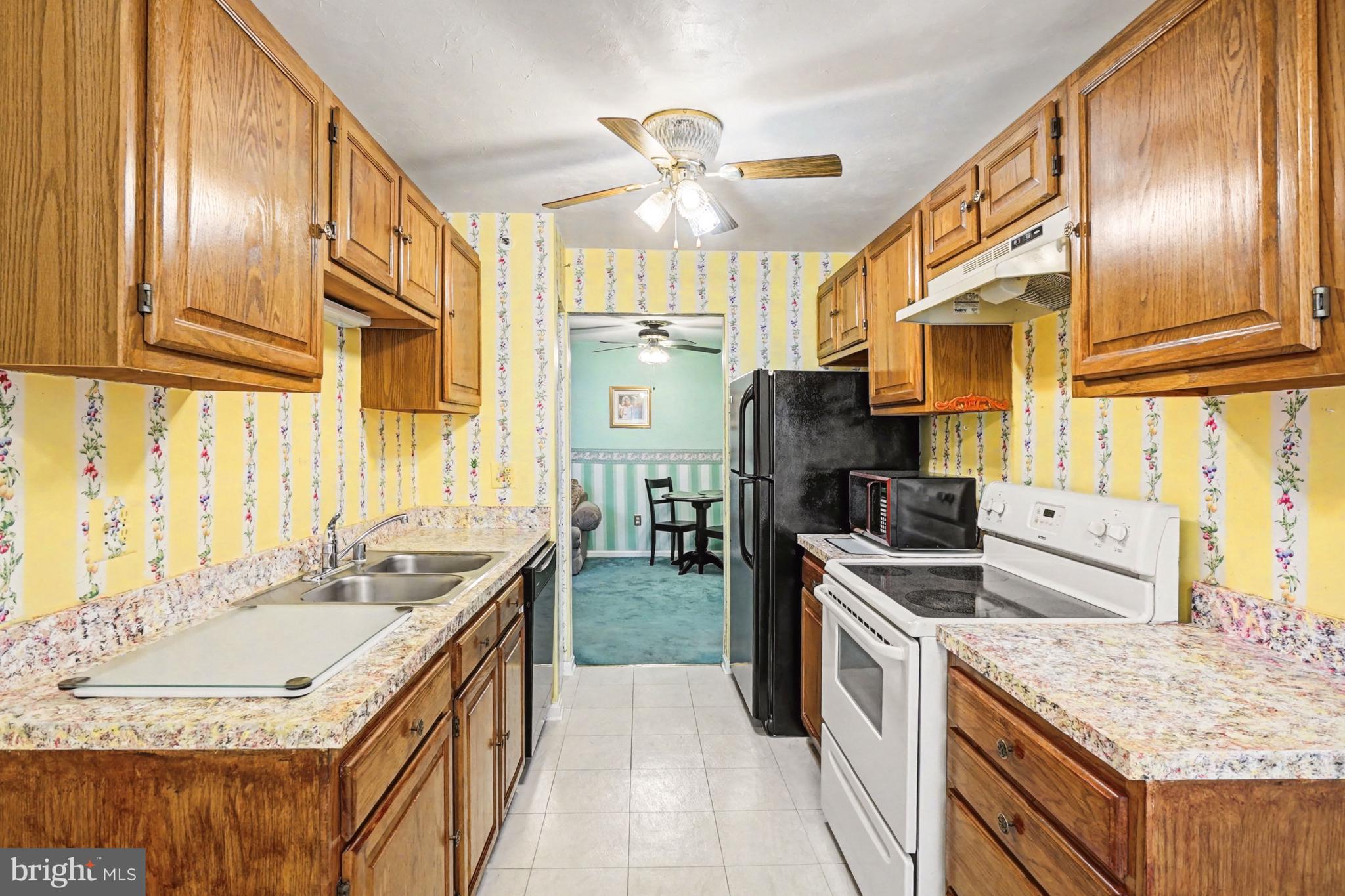 THE POINTE - Residential