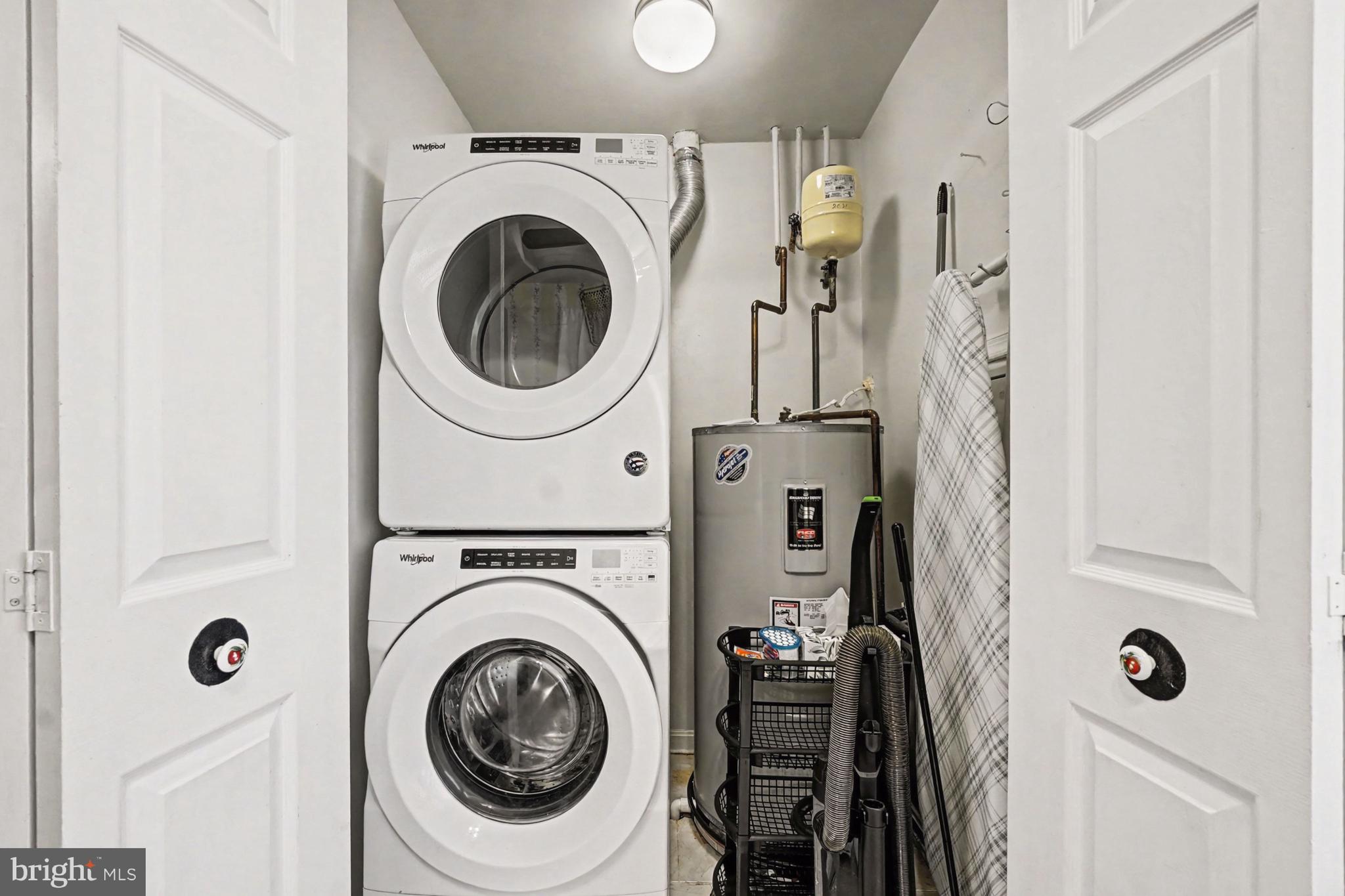 THE POINTE - Residential