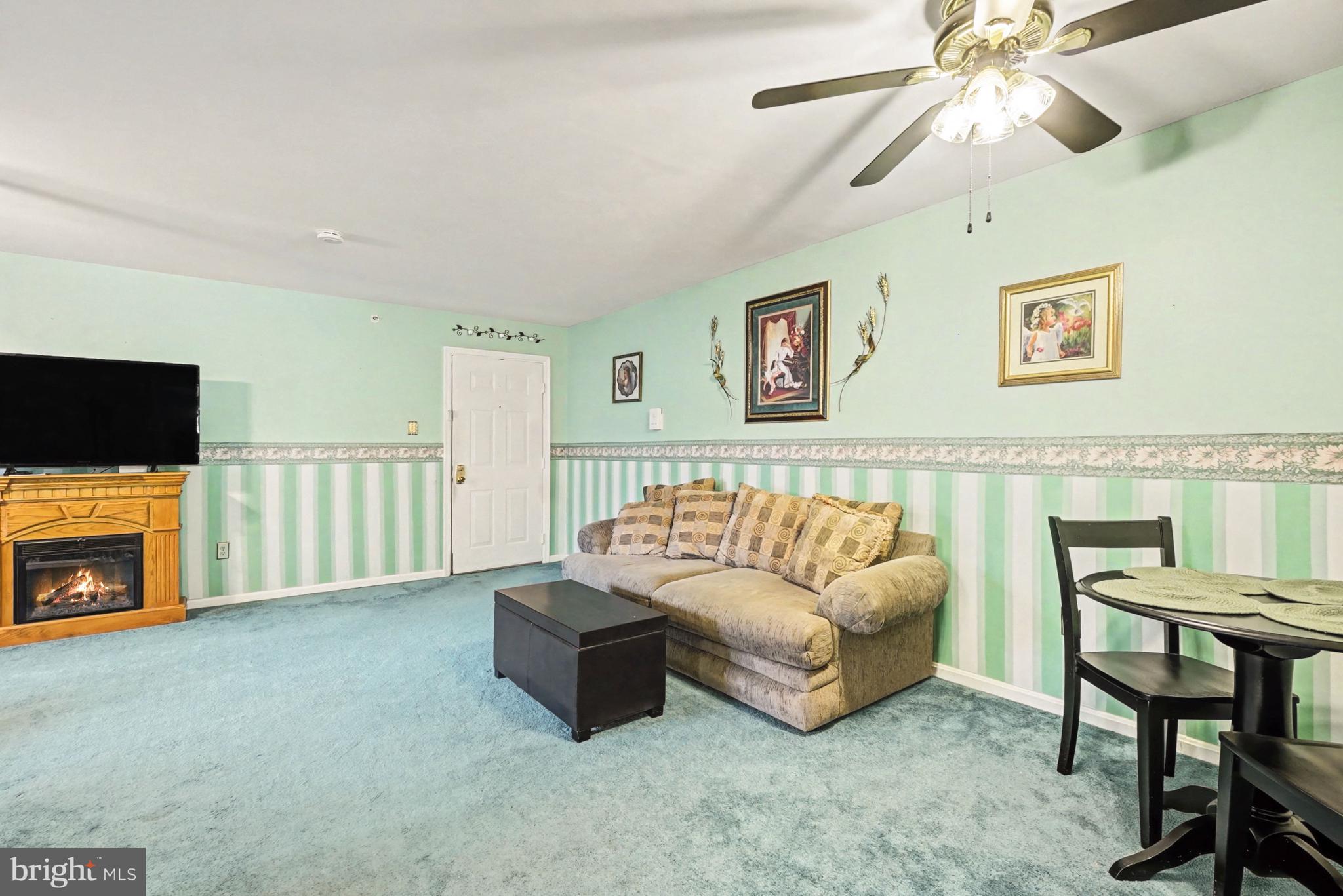 THE POINTE - Residential