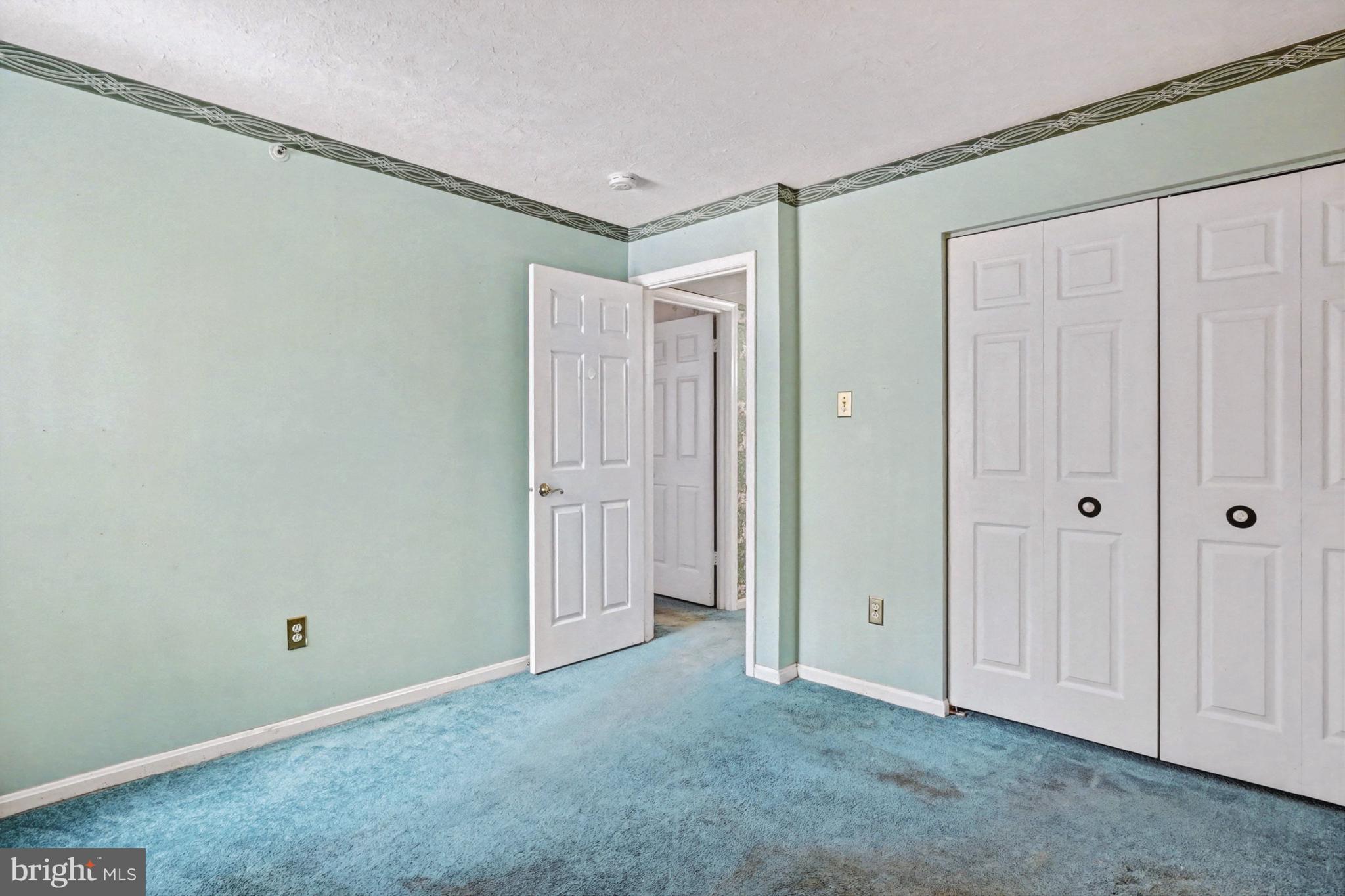 THE POINTE - Residential