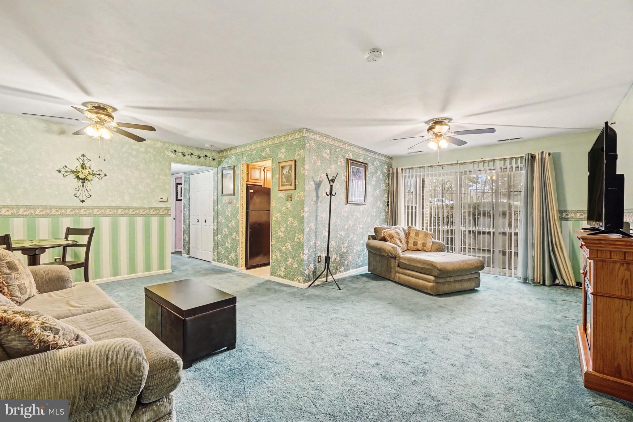 THE POINTE - Residential