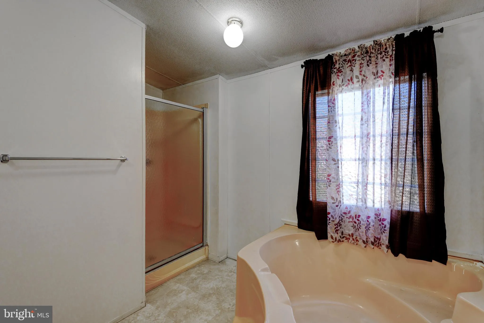 Cochranville, Pennsylvania 19330, United States, 3 Bedrooms Bedrooms, ,2 BathroomsBathrooms,Residential,Active,216066