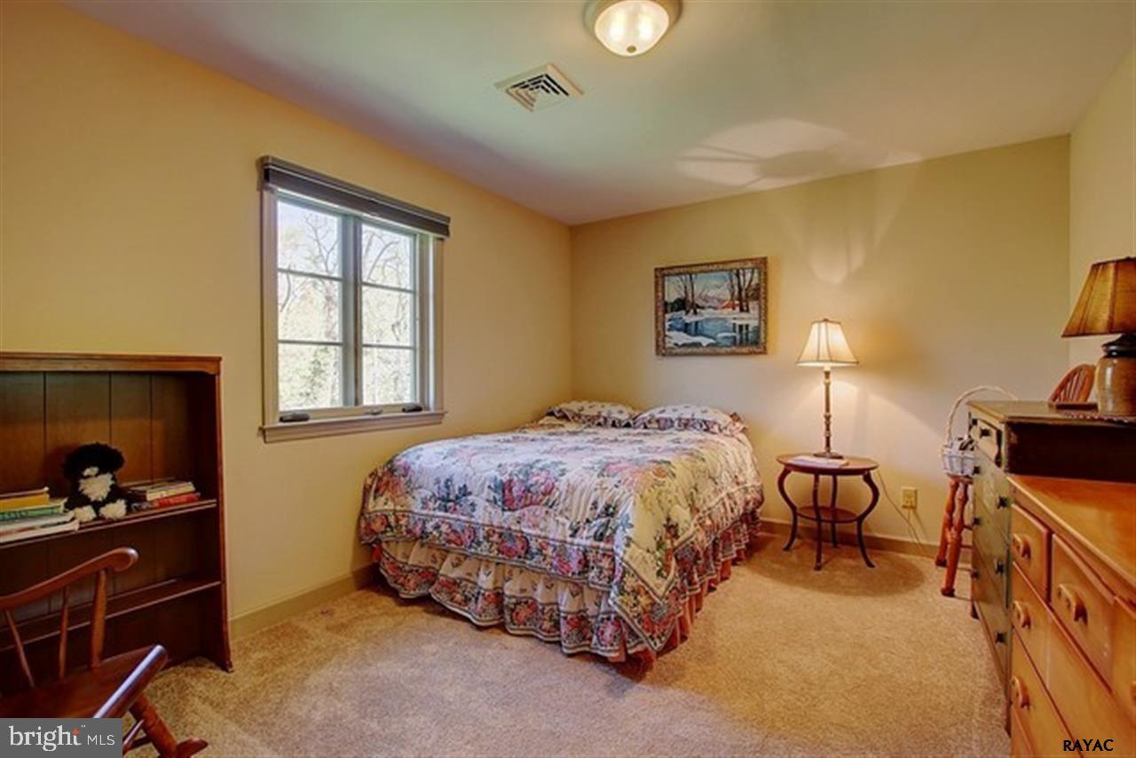 WYNDHAM HILLS - Residential