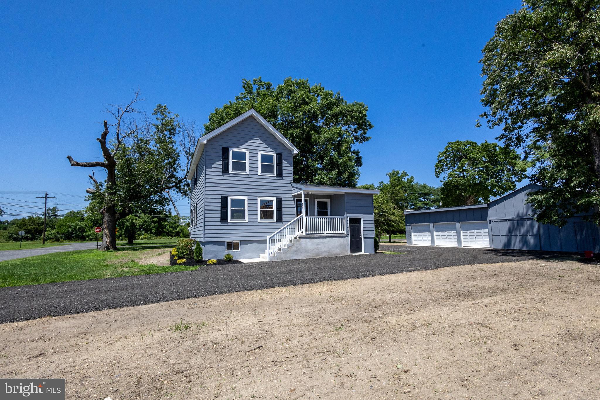 201 SUMNER STREET