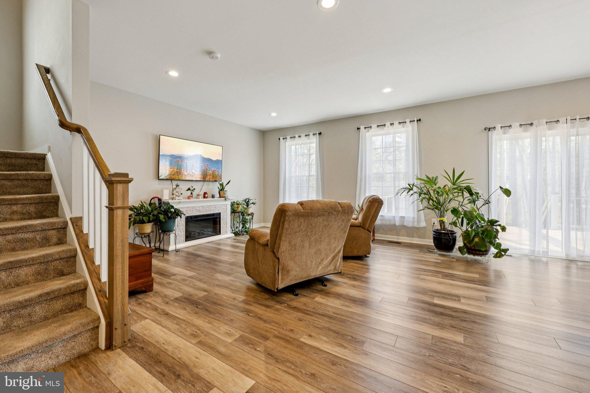 LAKE OF THE WOODS - Residential