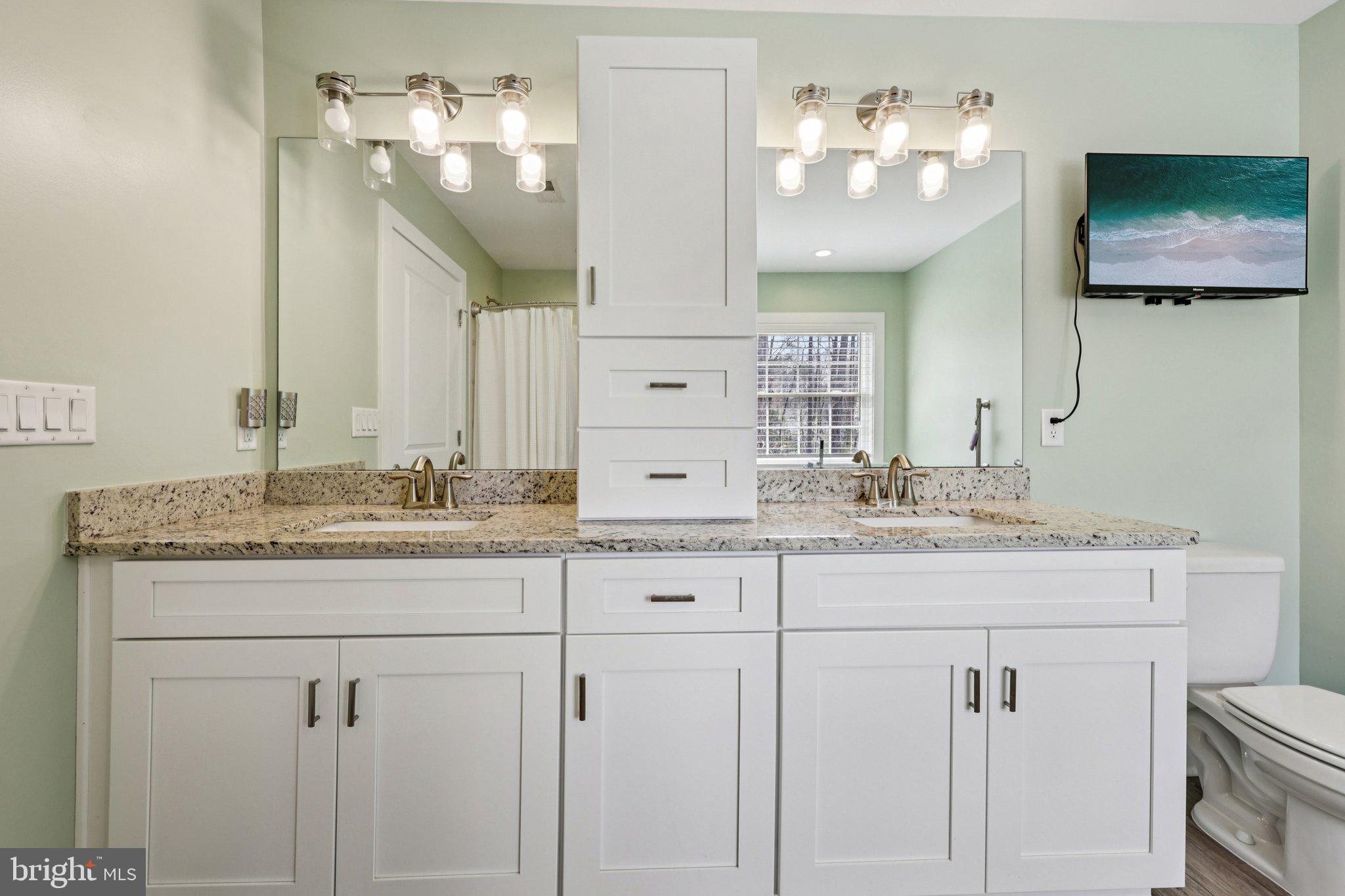 LAKE OF THE WOODS - Residential