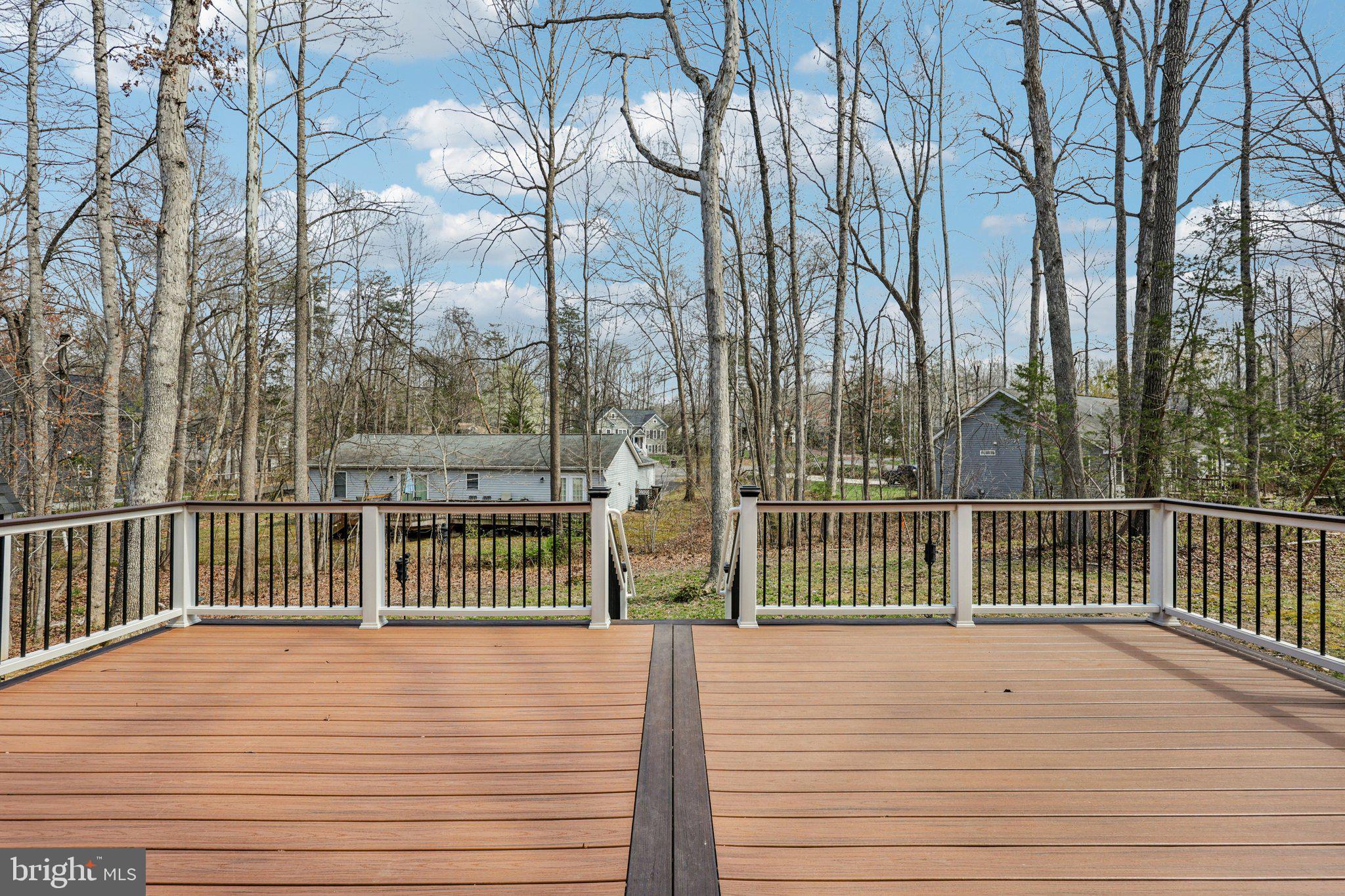 LAKE OF THE WOODS - Residential