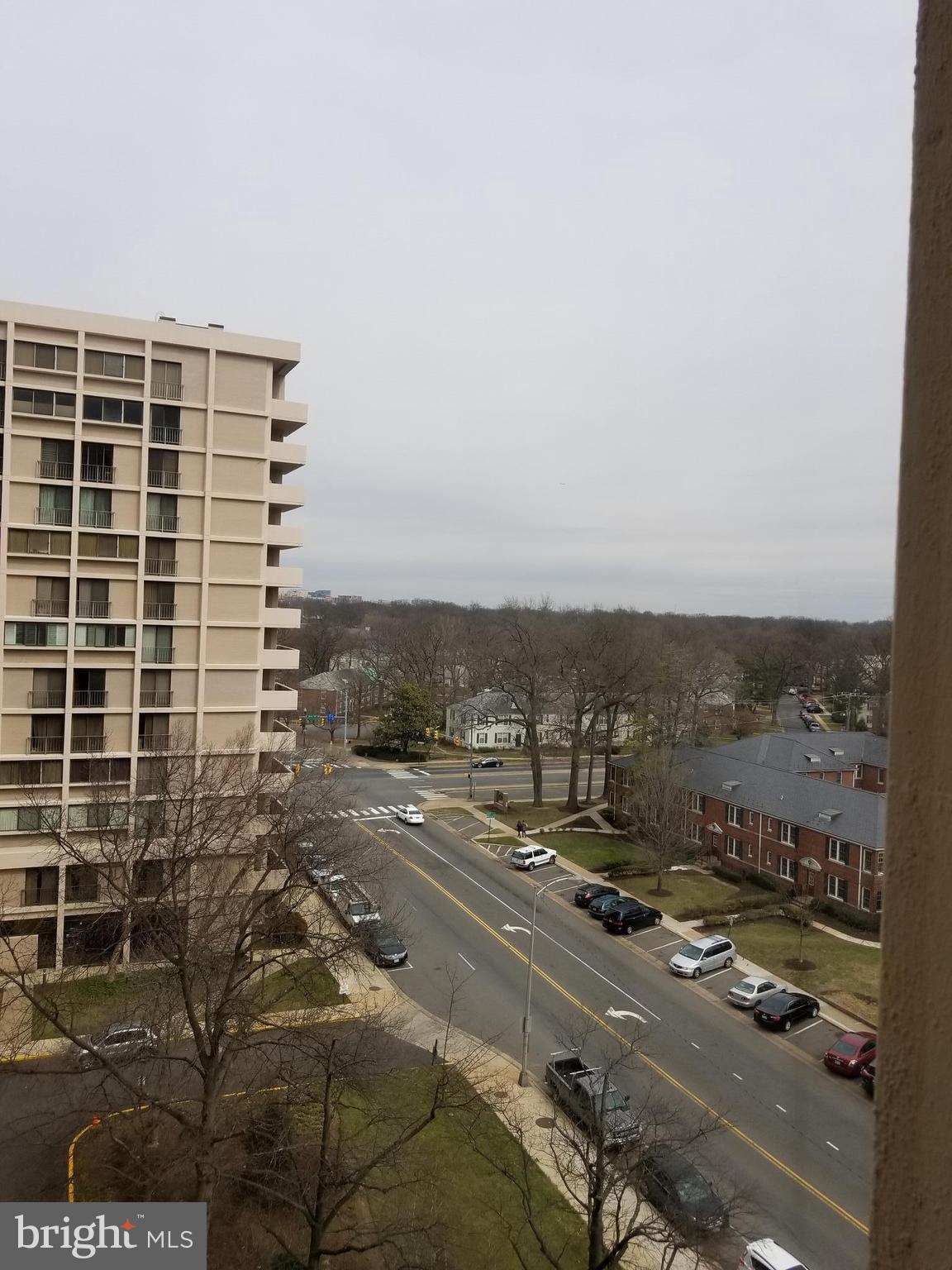 HYDE PARK - Residential Lease