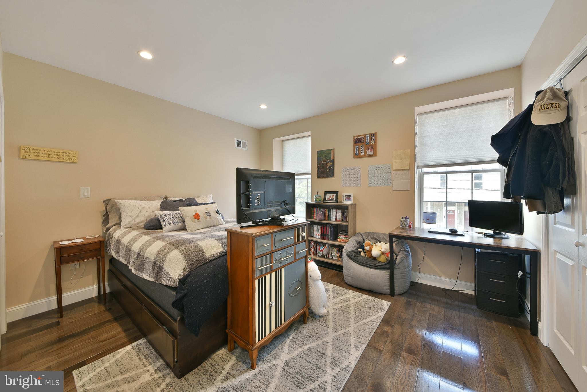 POWELTON VILLAGE - Residential