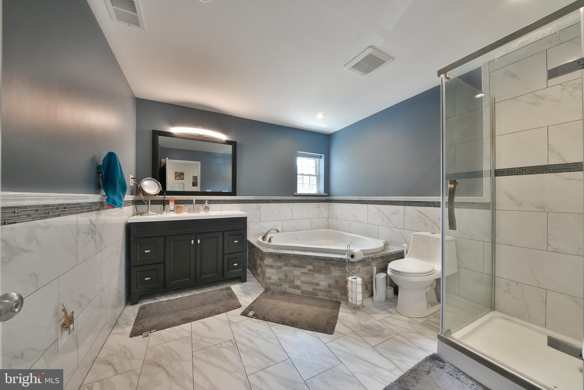 POWELTON VILLAGE - Residential