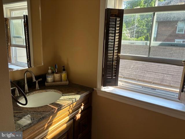 000 - Residential Lease