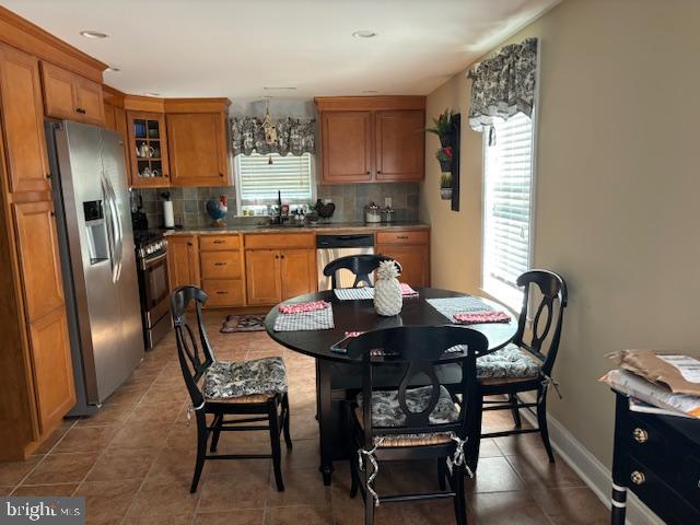 000 - Residential Lease