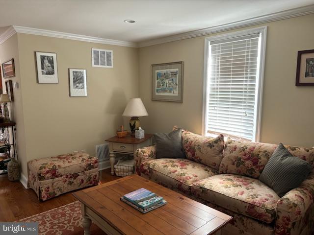 000 - Residential Lease