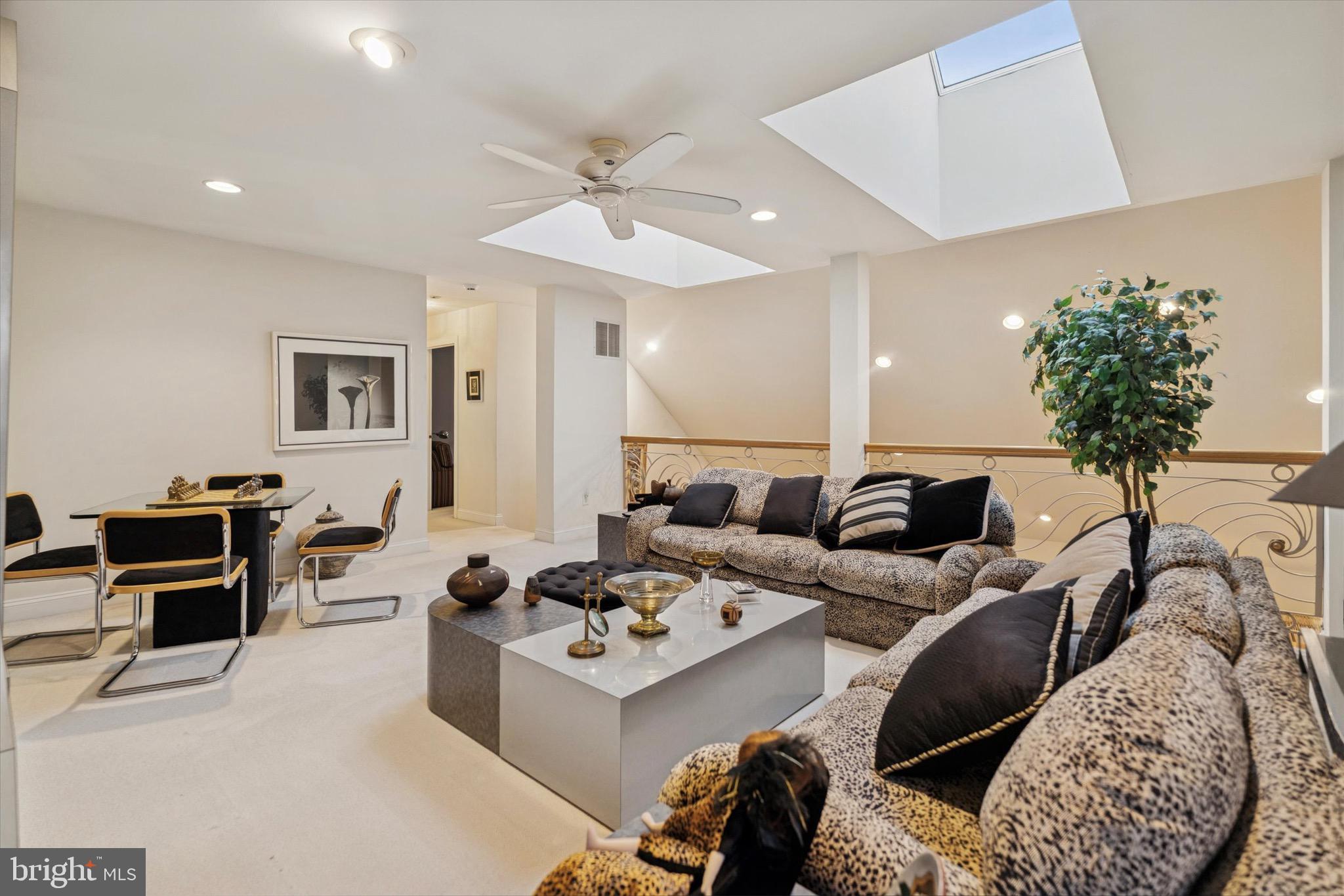 BLUE BELL CC - Residential