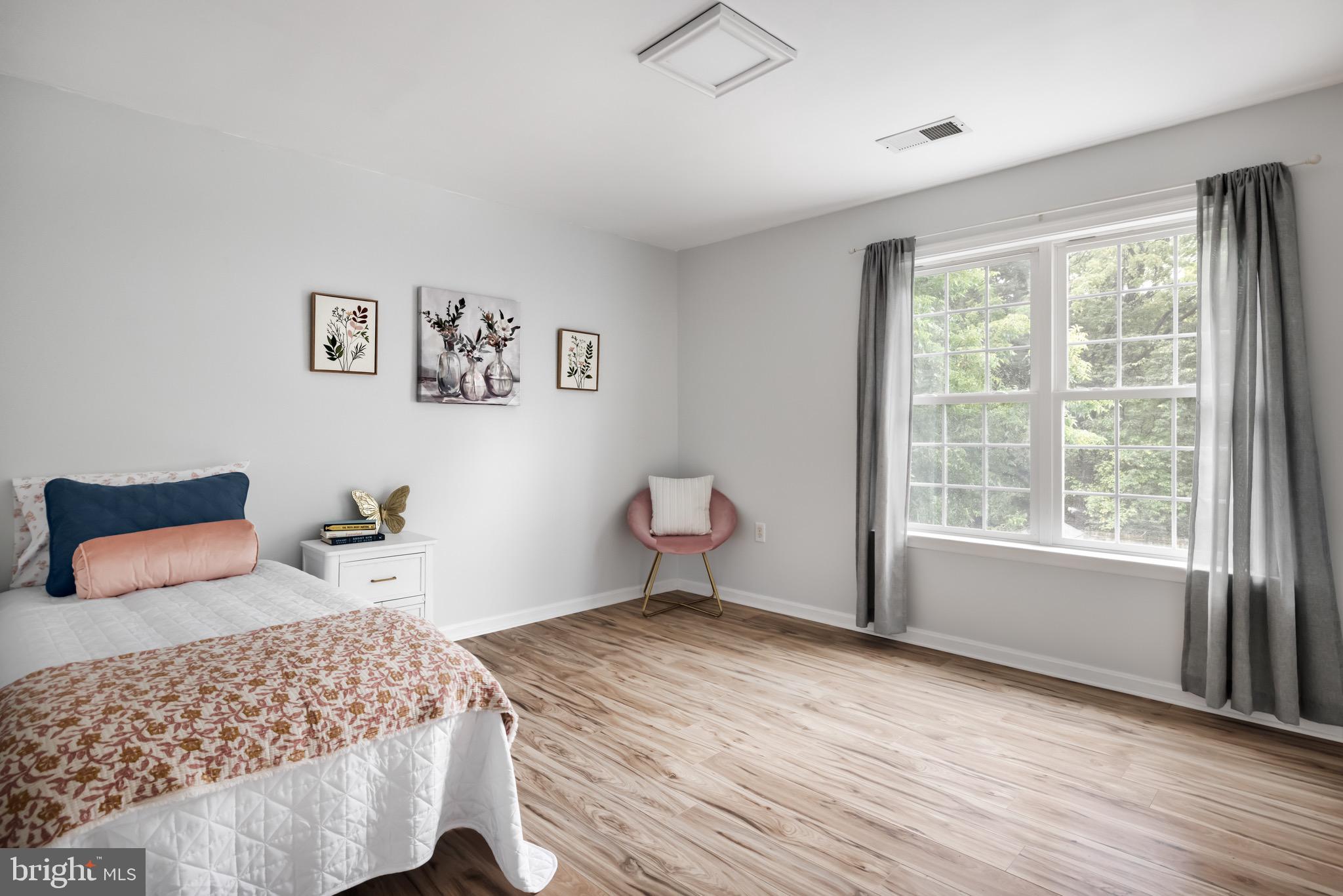 SHANNONDALE - Residential