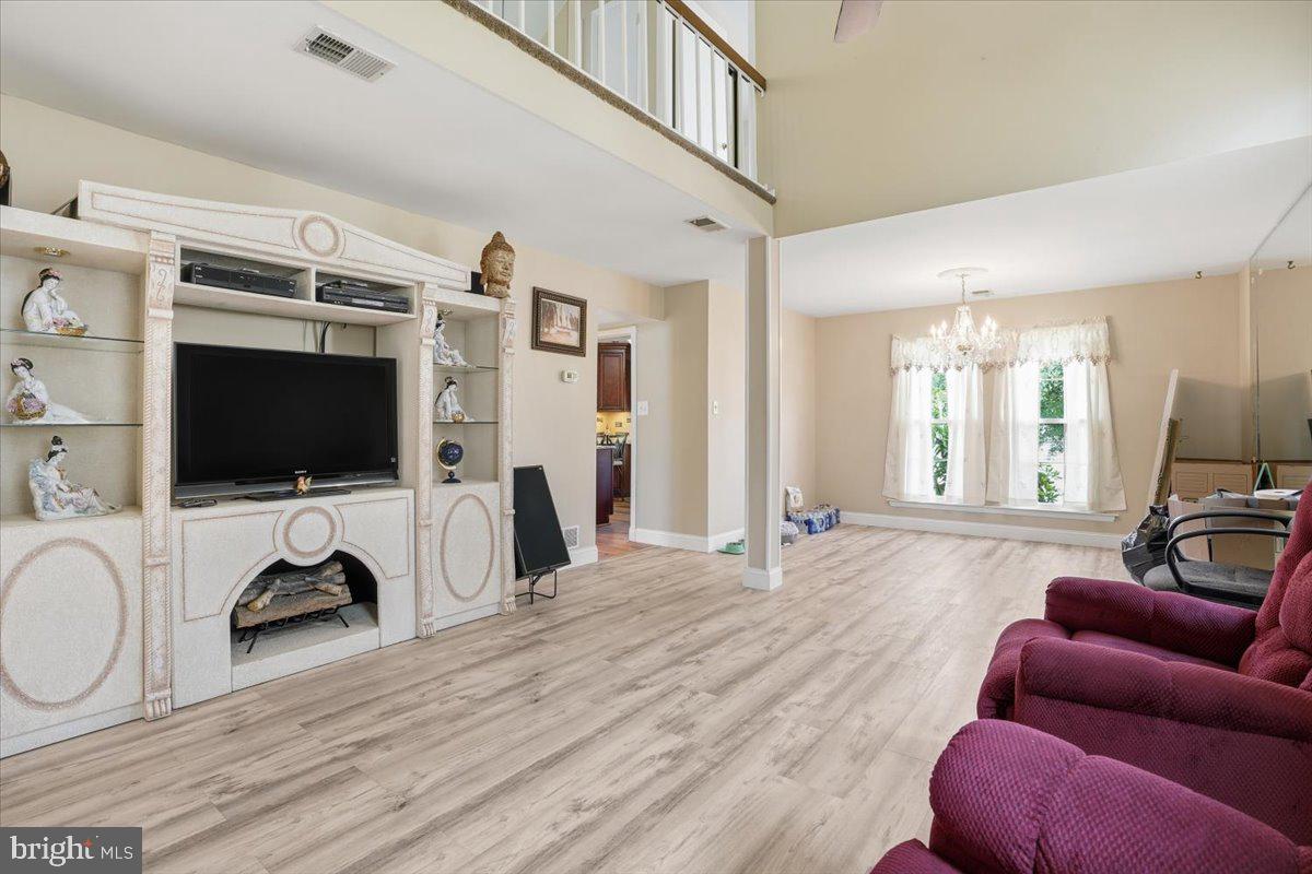 HORSHAMTOWNE - Residential