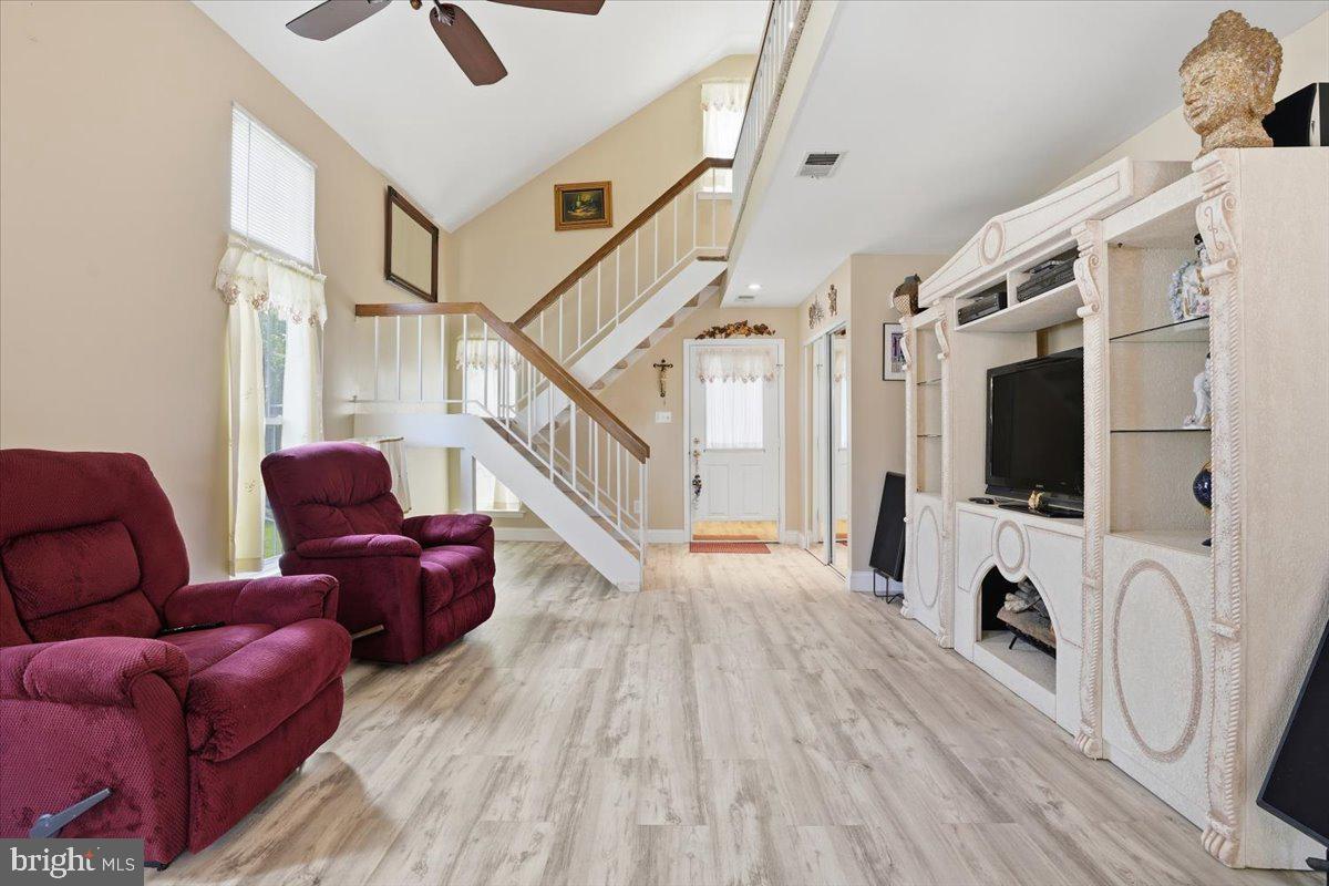 HORSHAMTOWNE - Residential