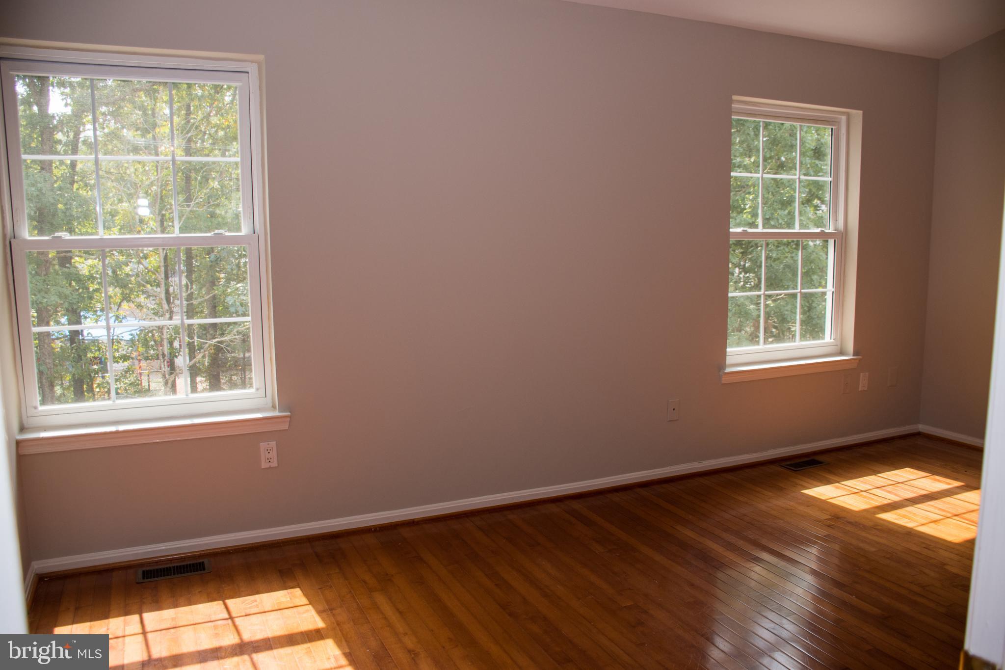 SEQUOIA LEA - Residential