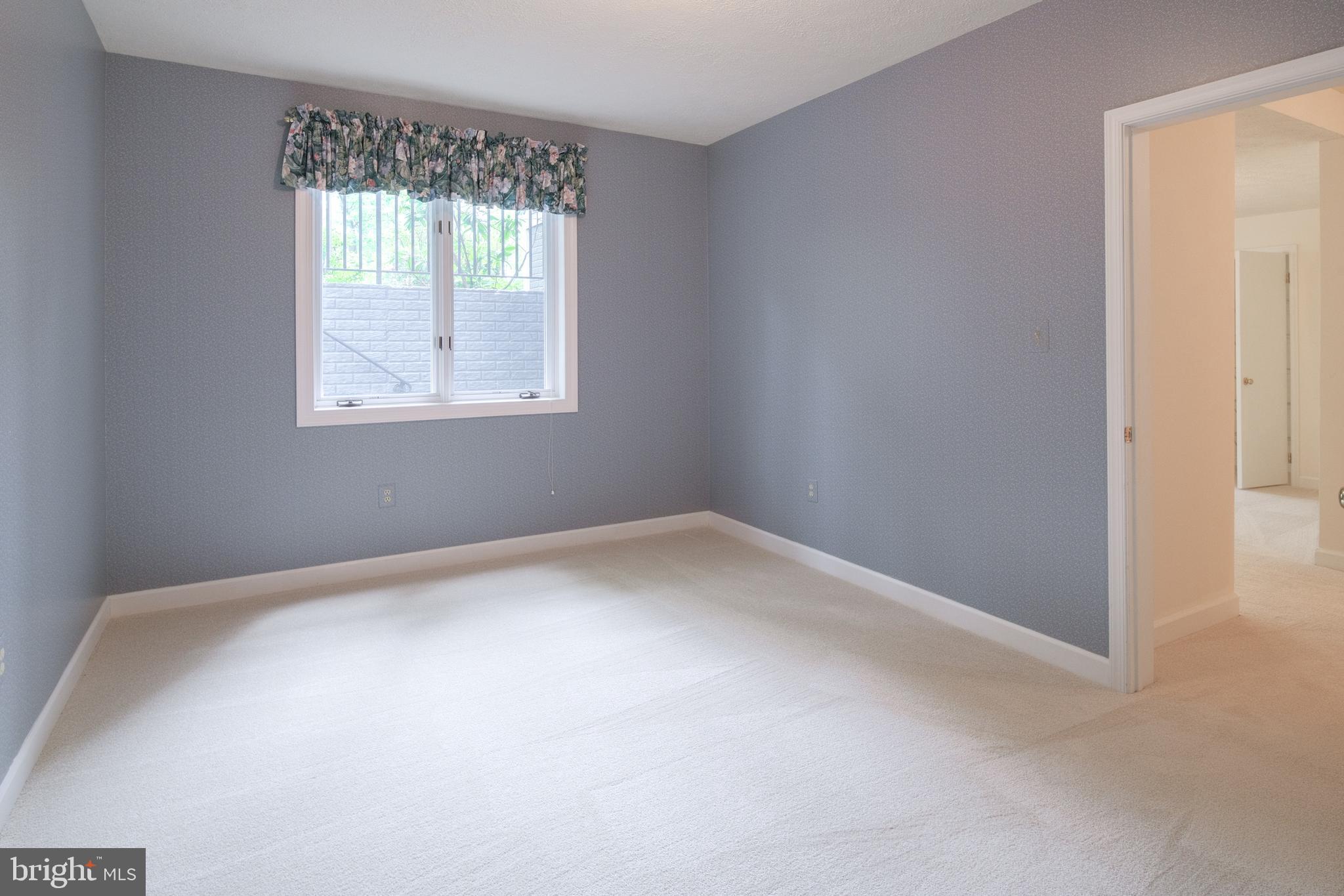 FRANKLIN FARM - Residential